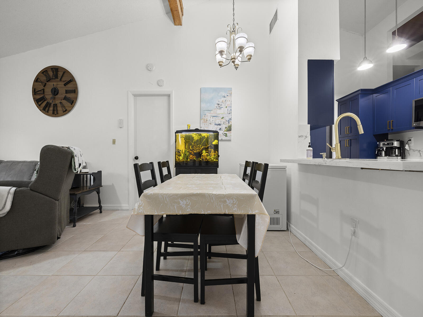 2331 Peach Pembroke Pines, FL 33026