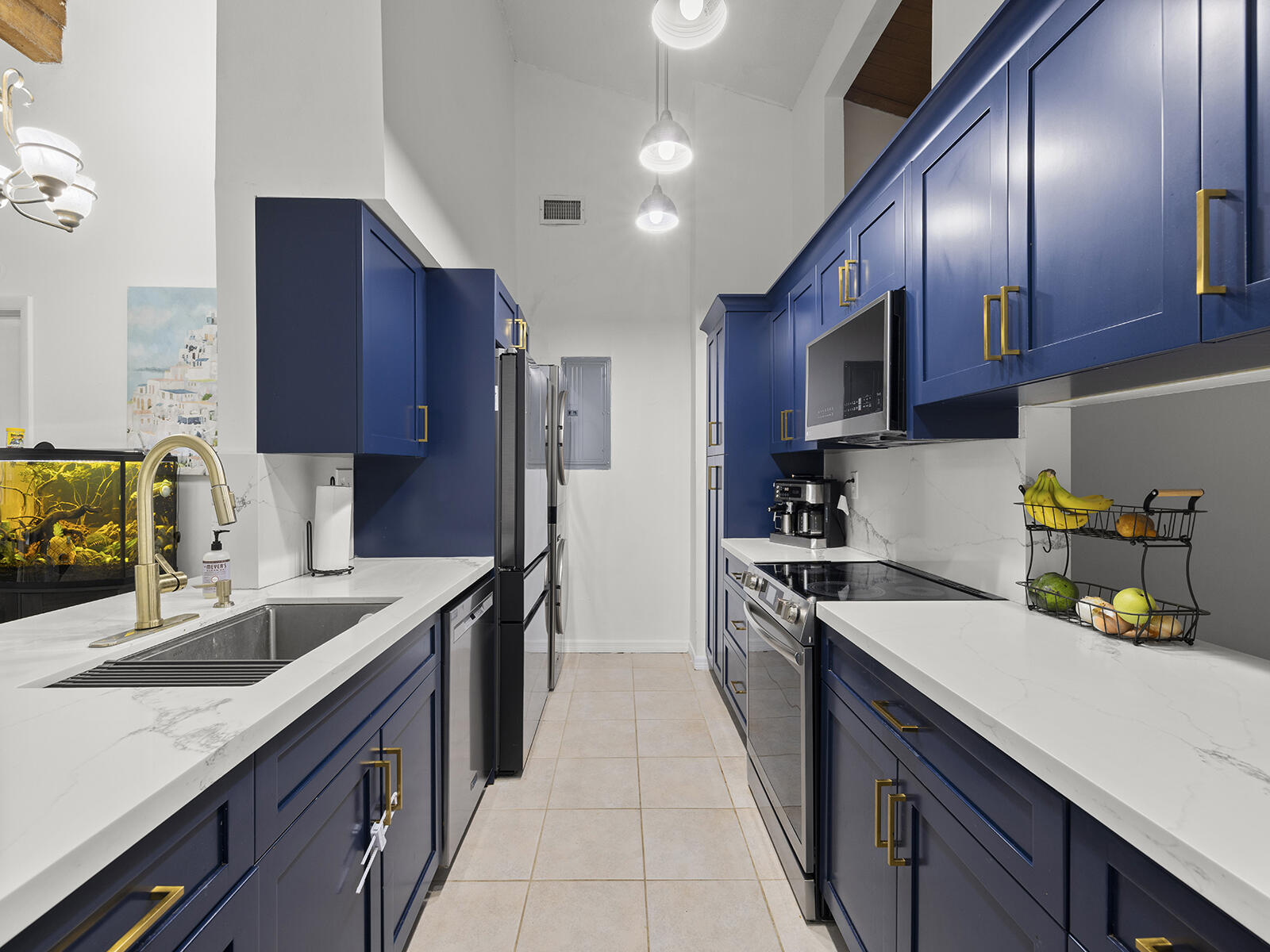 2331 Peach Pembroke Pines, FL 33026