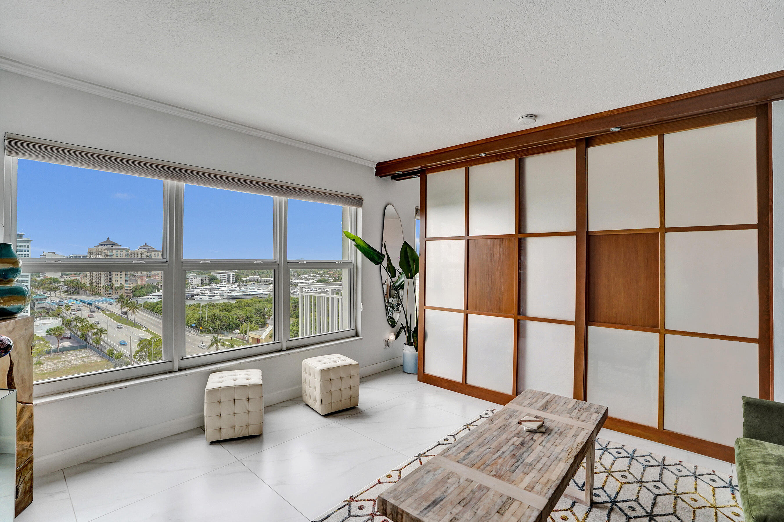 3000 E Sunrise #14f Fort Lauderdale, FL 33304