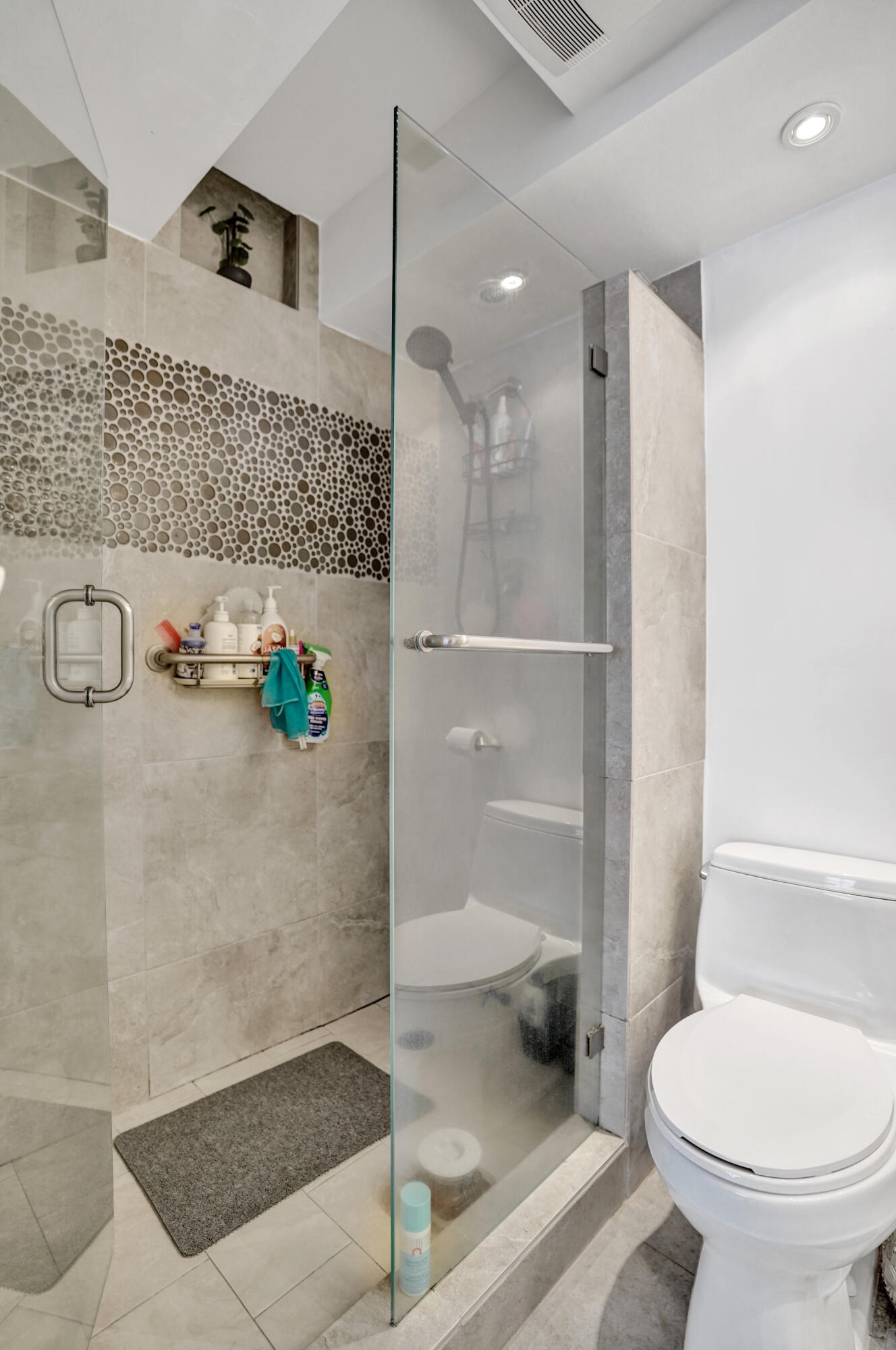 3000 E Sunrise #14f Fort Lauderdale, FL 33304