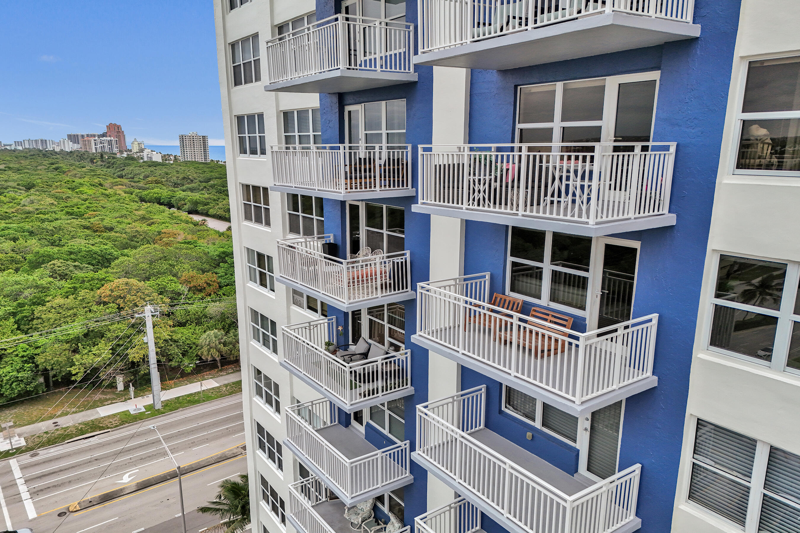 3000 E Sunrise #14f Fort Lauderdale, FL 33304