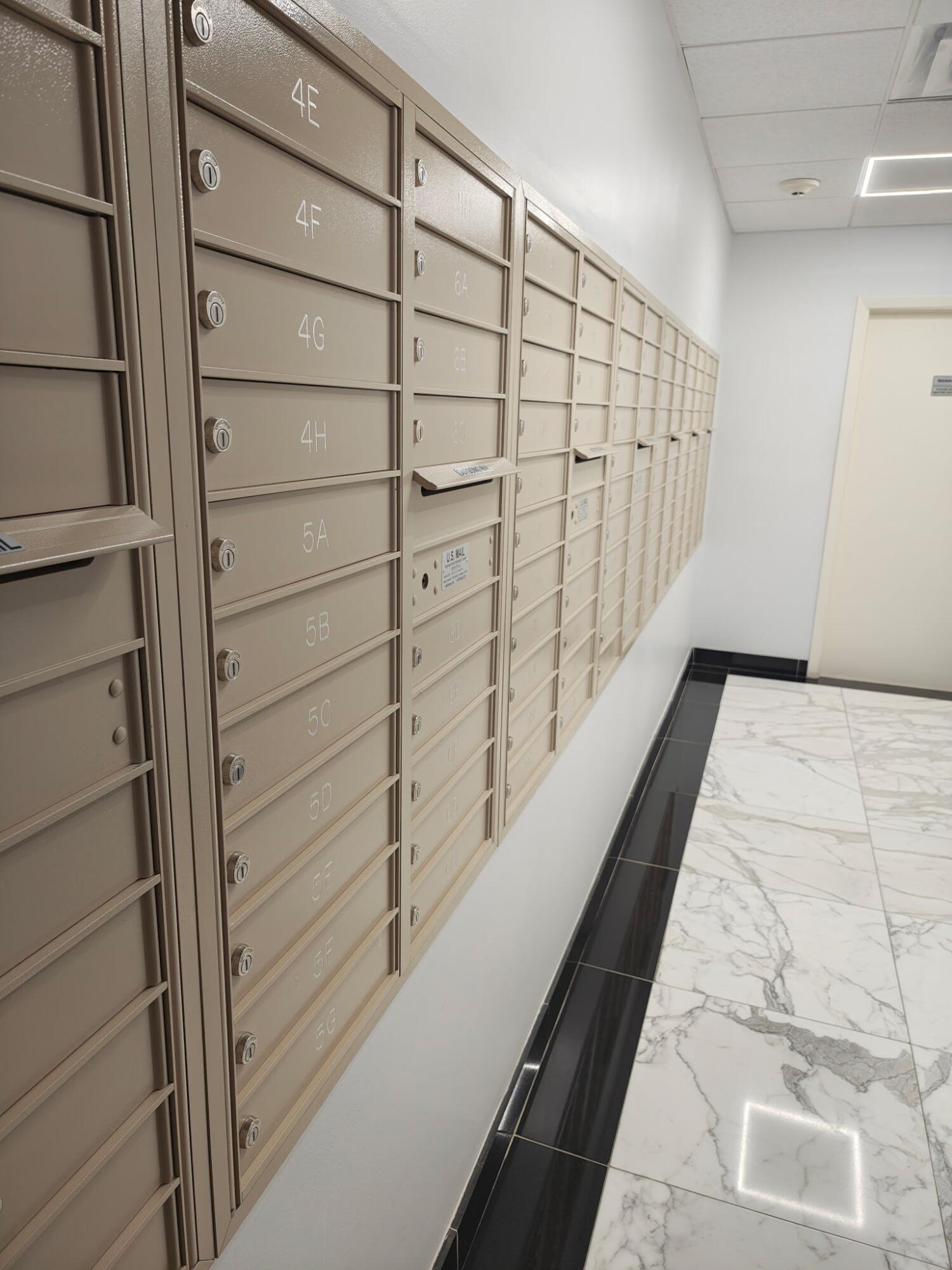 3000 E Sunrise #14f Fort Lauderdale, FL 33304