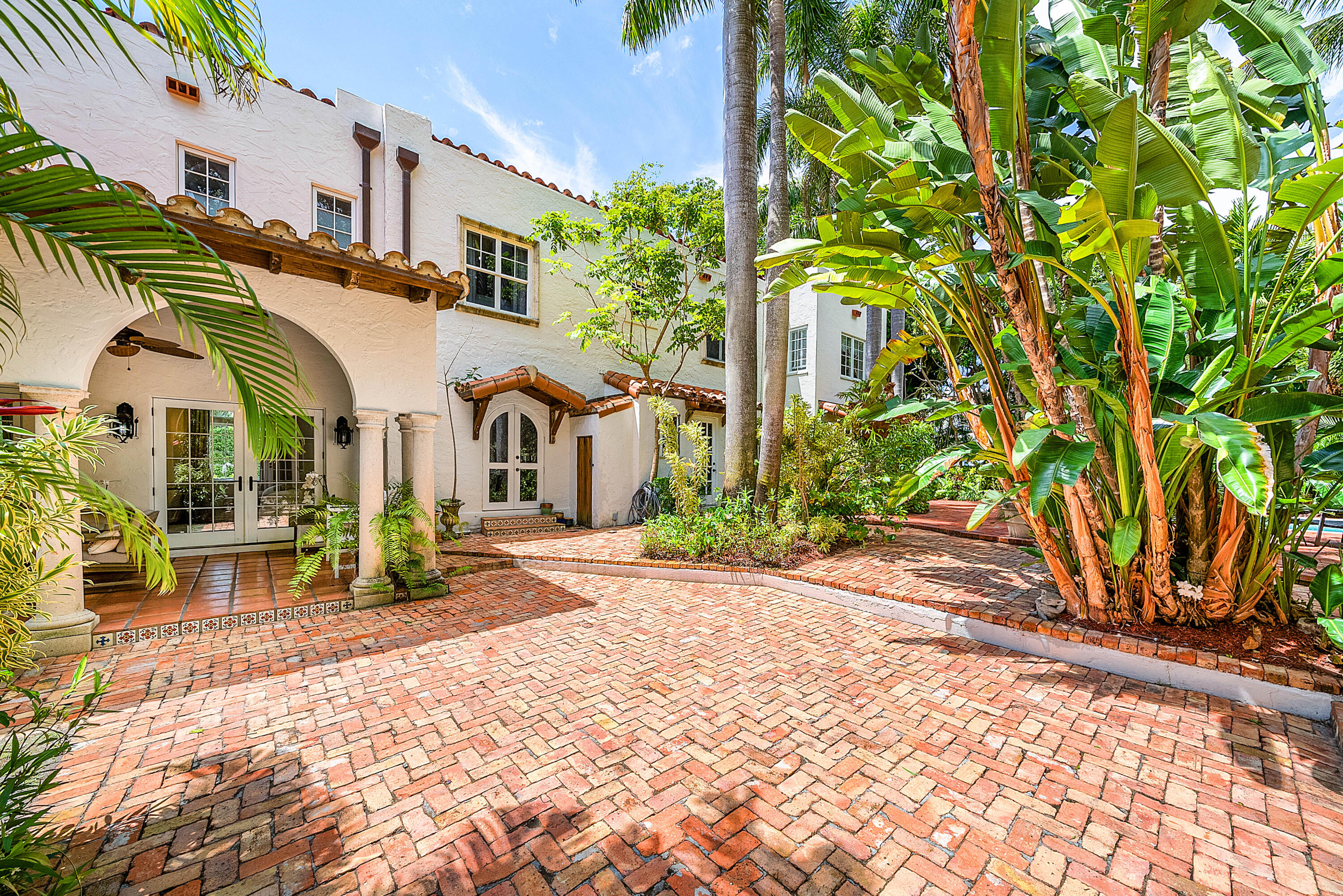 255 Cordova West Palm Beach, FL 33401