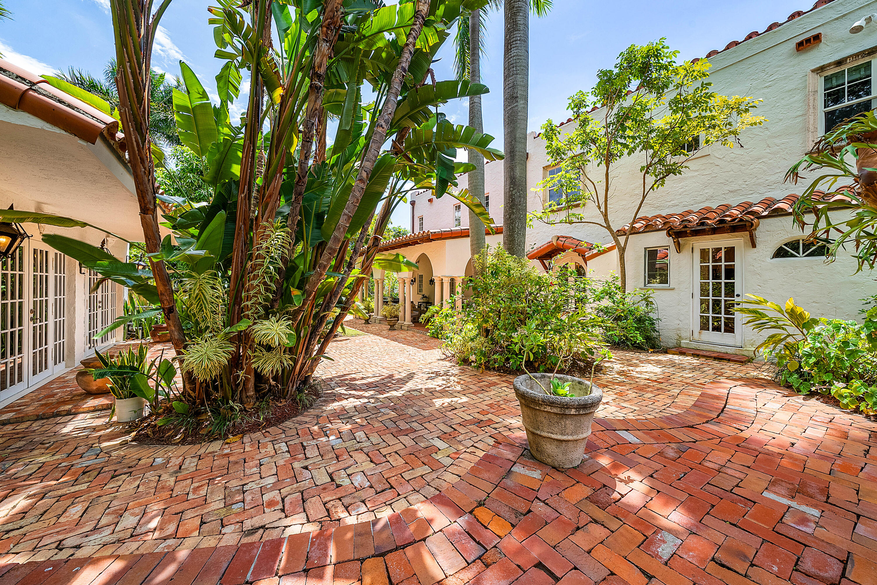 255 Cordova West Palm Beach, FL 33401