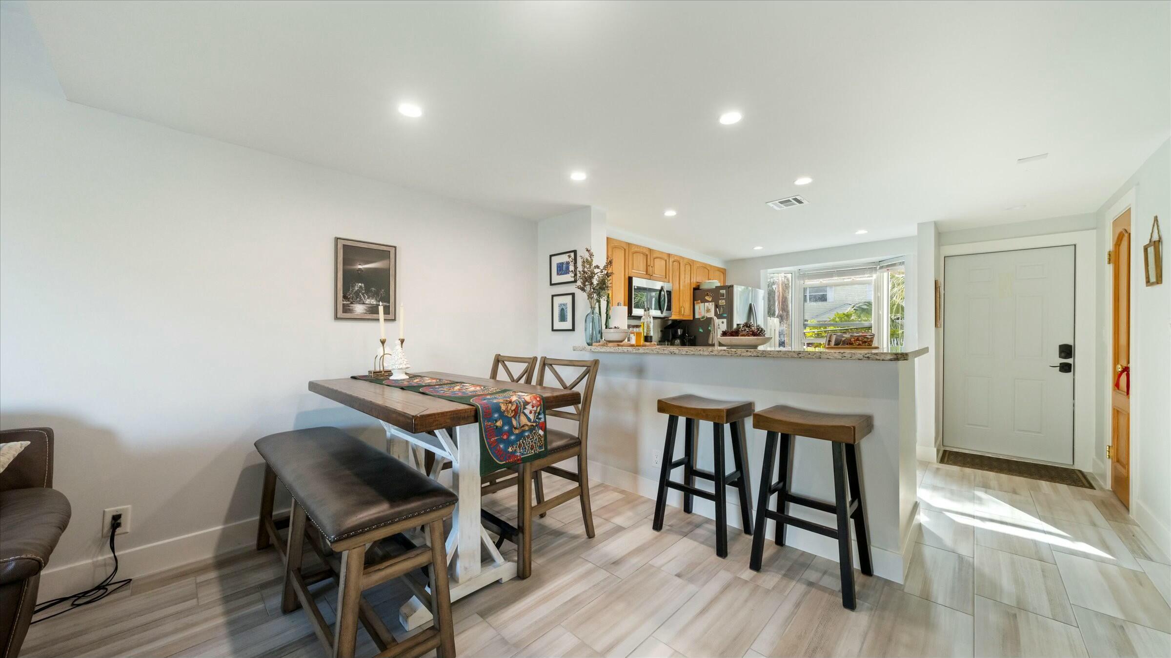 2555 NE 15th Pompano Beach, FL 33062