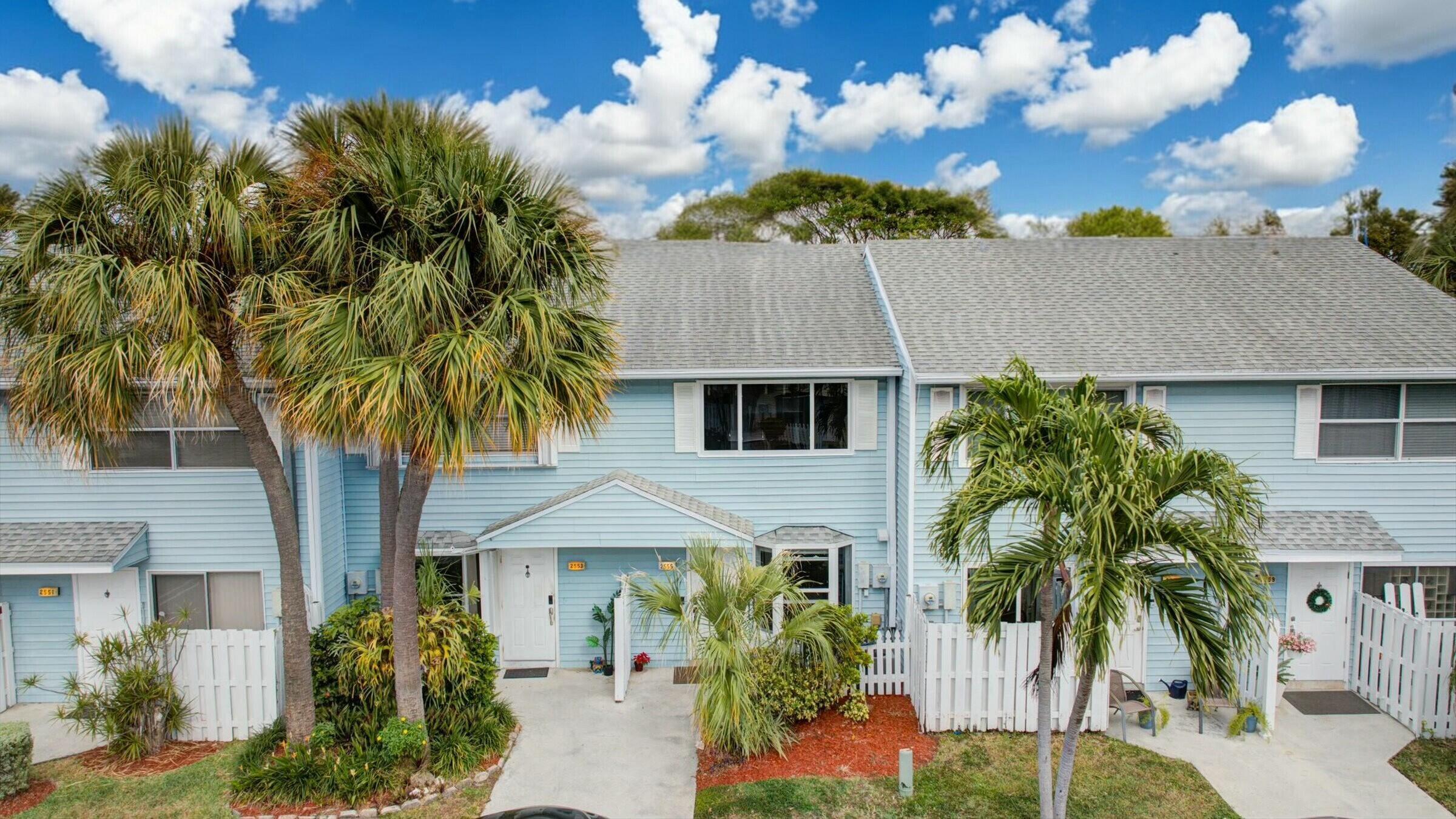 2555 NE 15th Pompano Beach, FL 33062