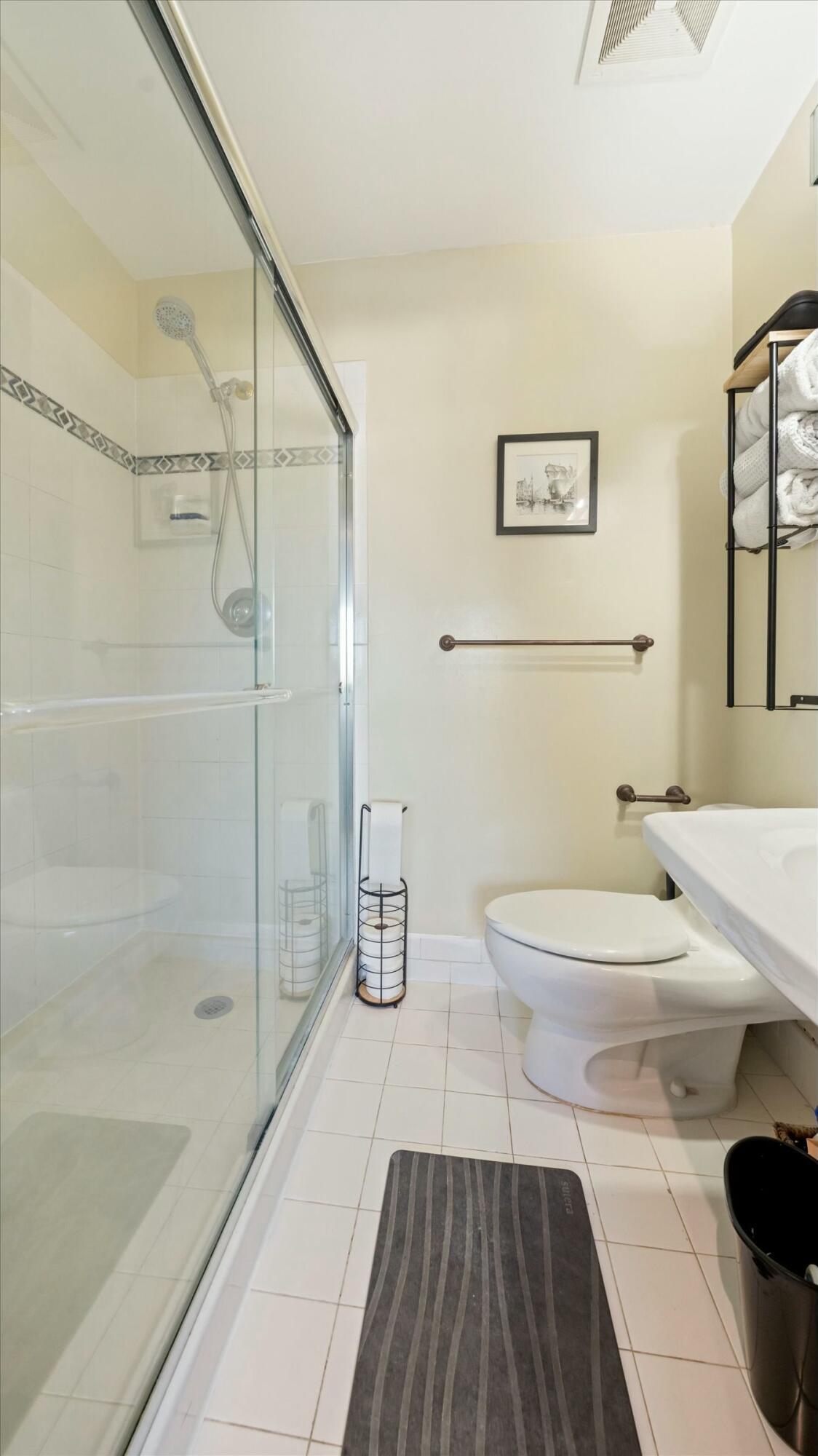 2555 NE 15th Pompano Beach, FL 33062