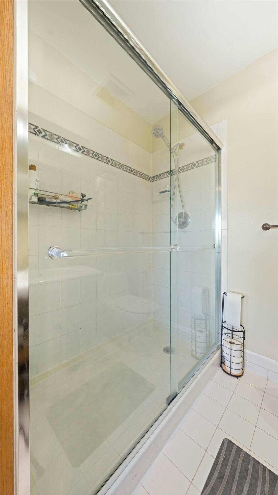 2555 NE 15th Pompano Beach, FL 33062