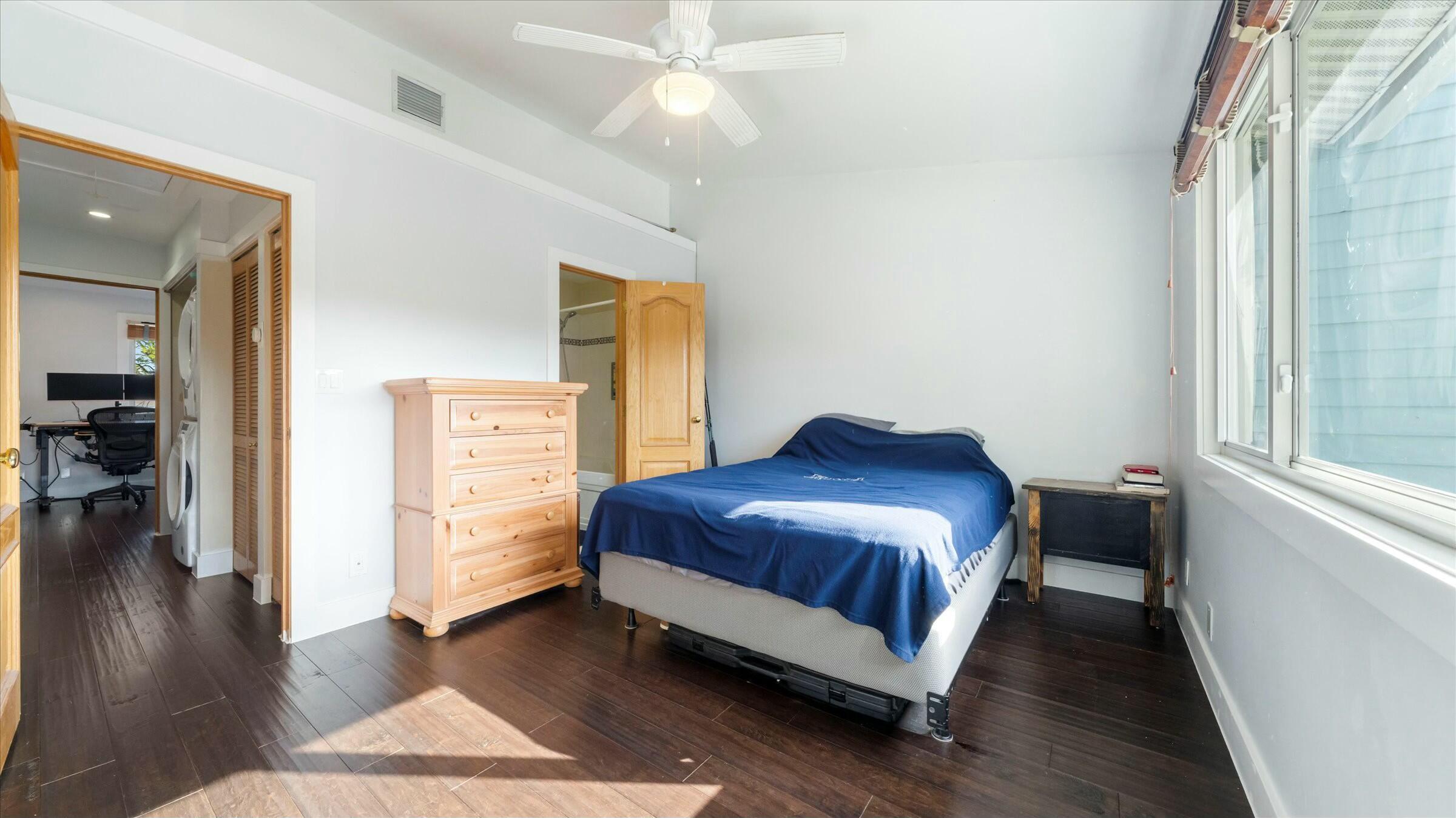 2555 NE 15th Pompano Beach, FL 33062