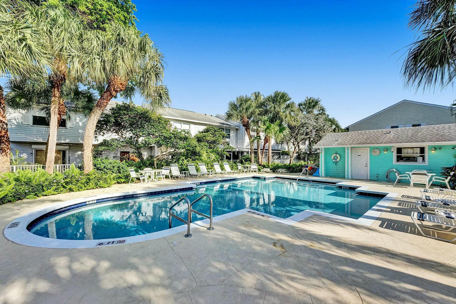 2555 NE 15th Pompano Beach, FL 33062