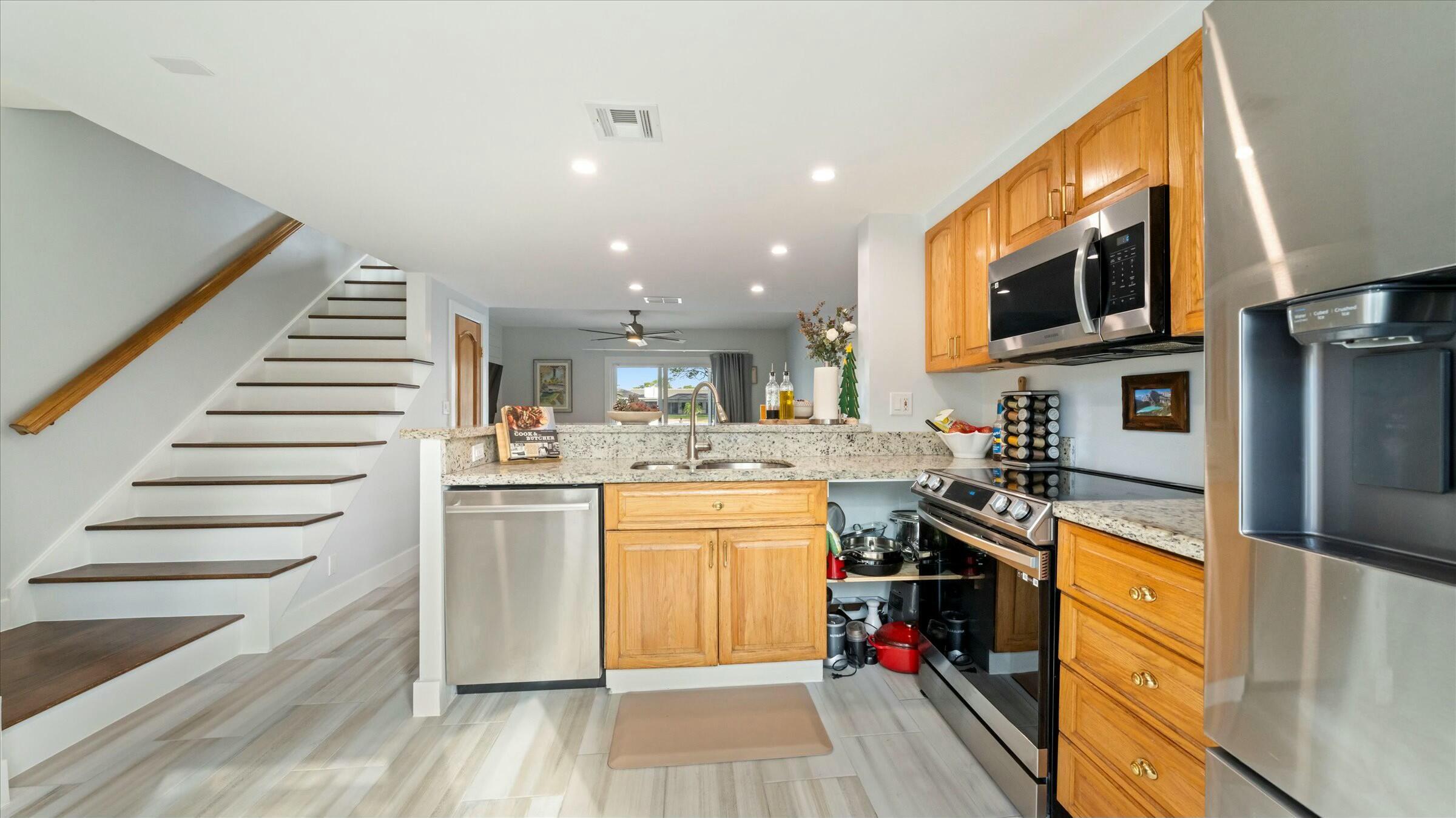 2555 NE 15th Pompano Beach, FL 33062