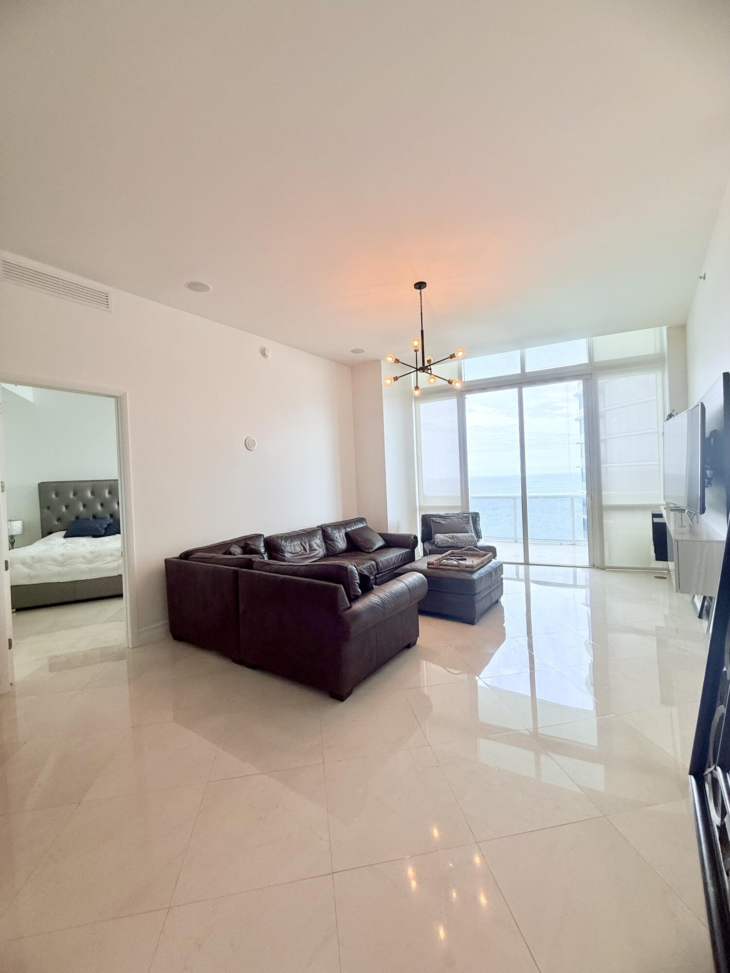 15811 Collins #4307 Sunny Isles Beach, FL 33160