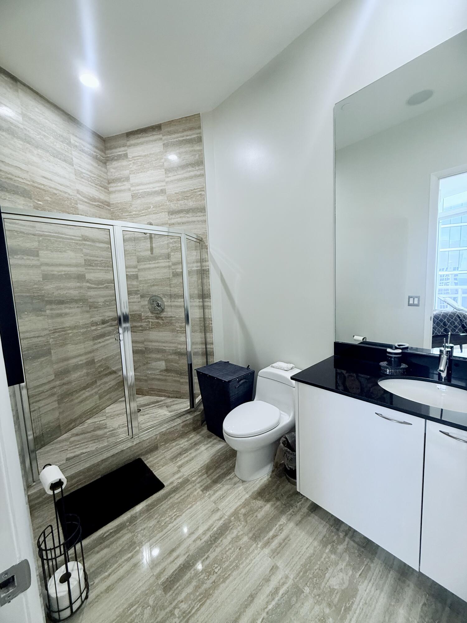 15811 Collins #4307 Sunny Isles Beach, FL 33160