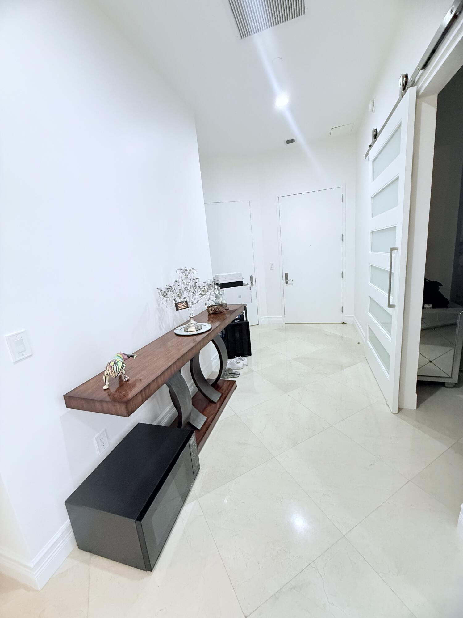 15811 Collins #4307 Sunny Isles Beach, FL 33160