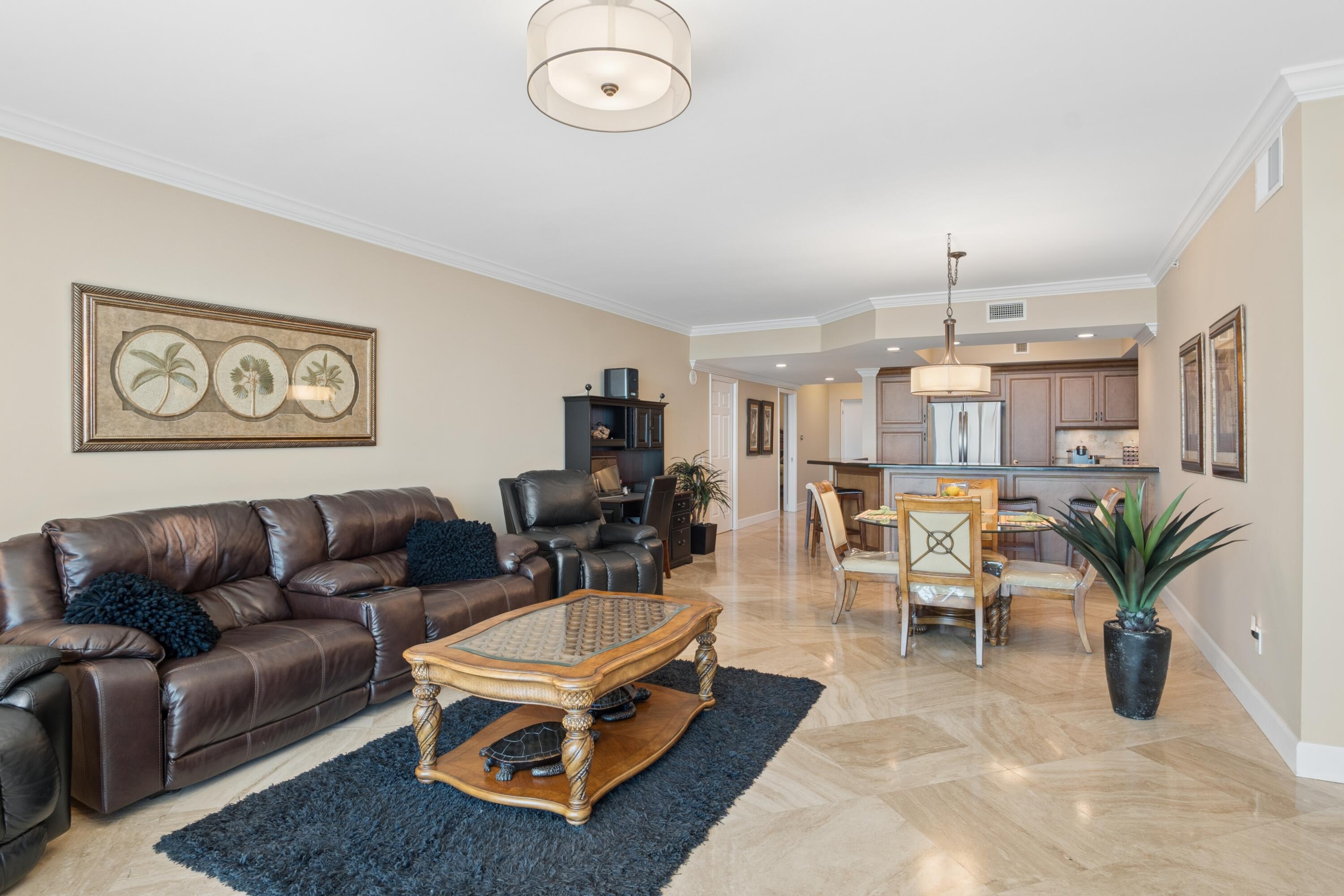 2640 Lake Shr #1811 Riviera Beach, FL 33404