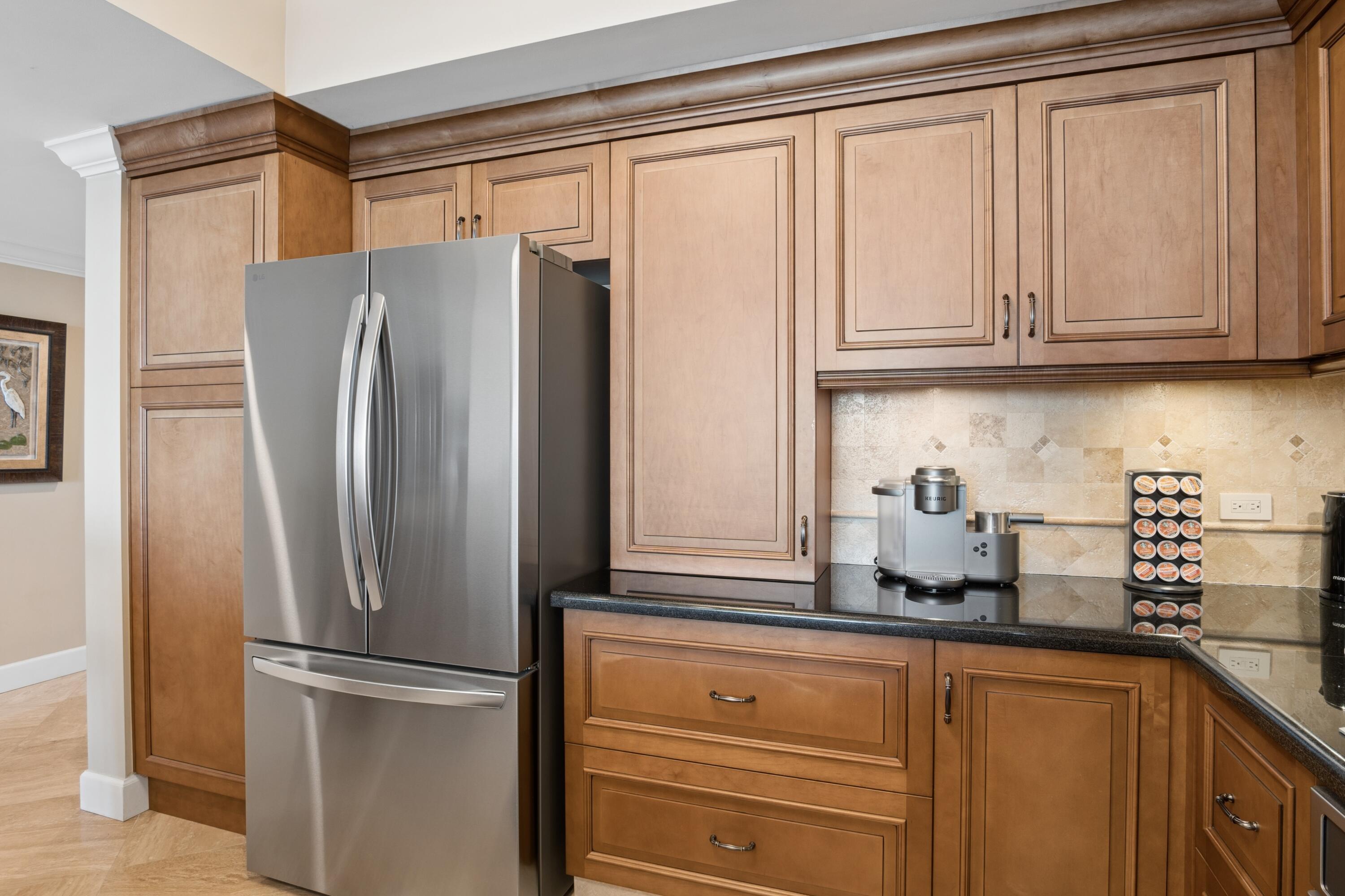 2640 Lake Shr #1811 Riviera Beach, FL 33404