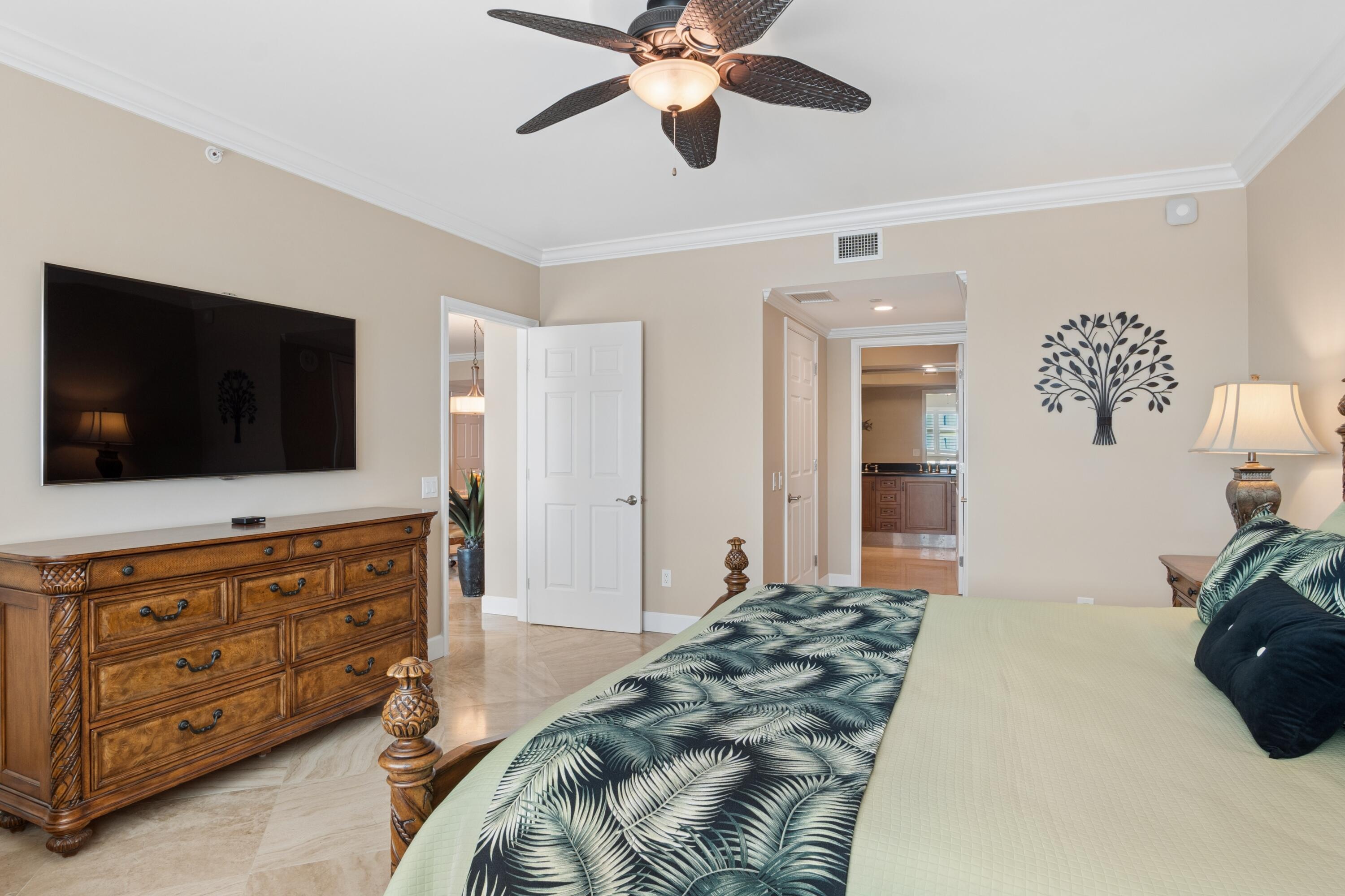 2640 Lake Shr #1811 Riviera Beach, FL 33404