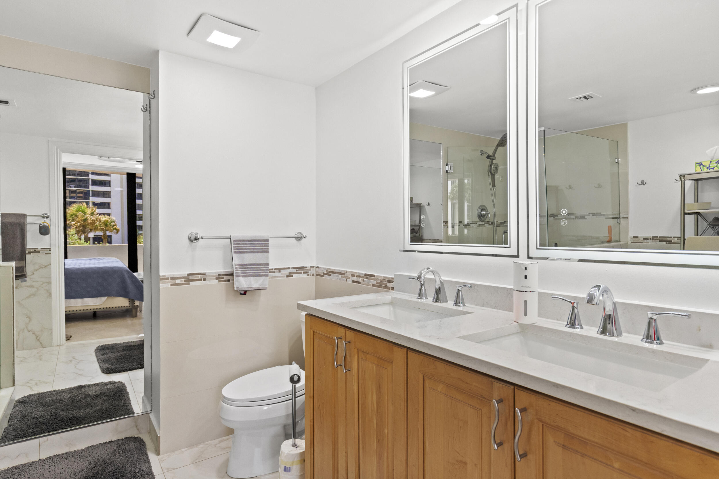 4200 N Ocean #1-204 Riviera Beach, FL 33404