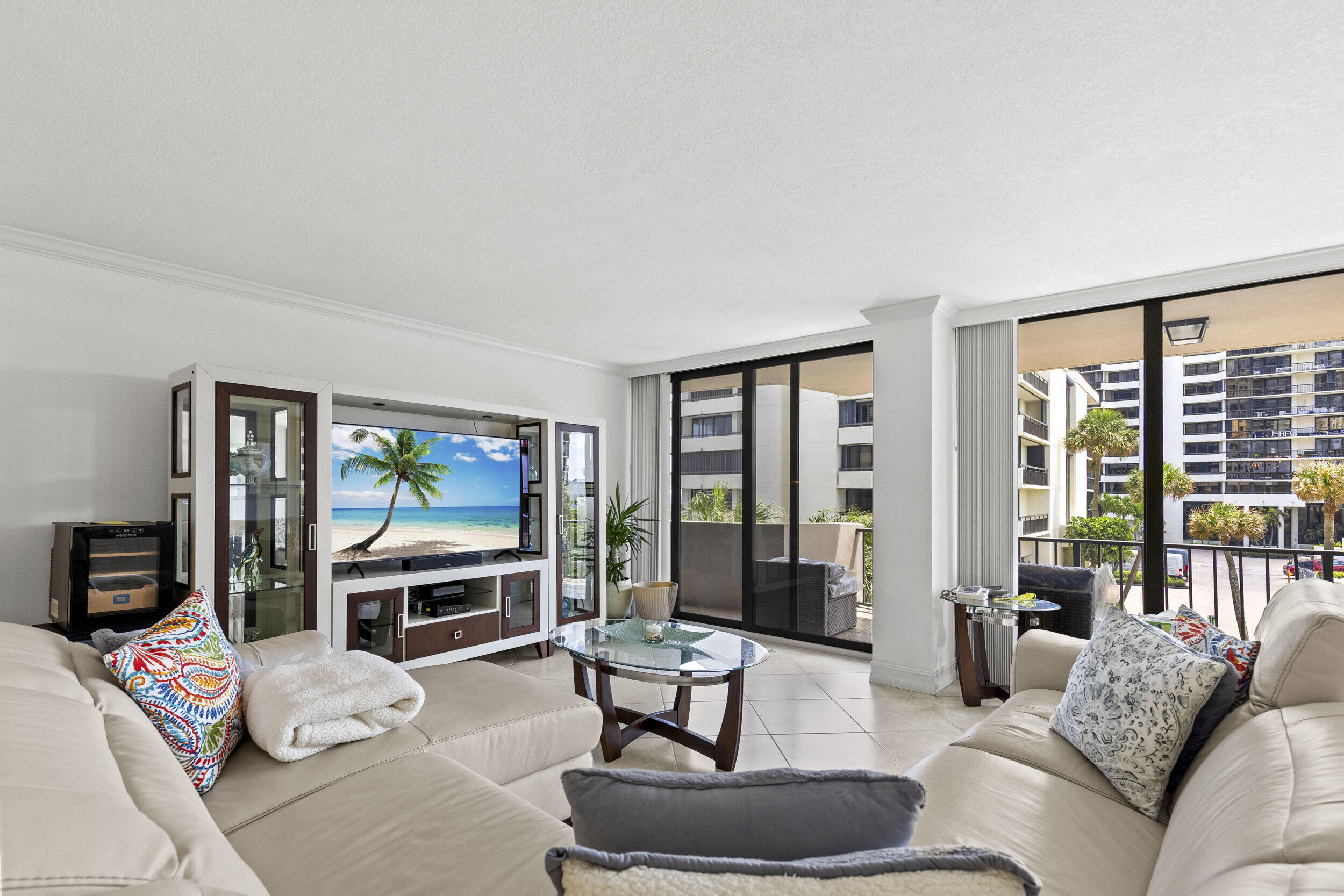 4200 N Ocean #1-204 Riviera Beach, FL 33404
