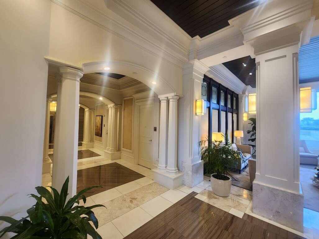 2700 N Ocean #2503a Riviera Beach, FL 33404