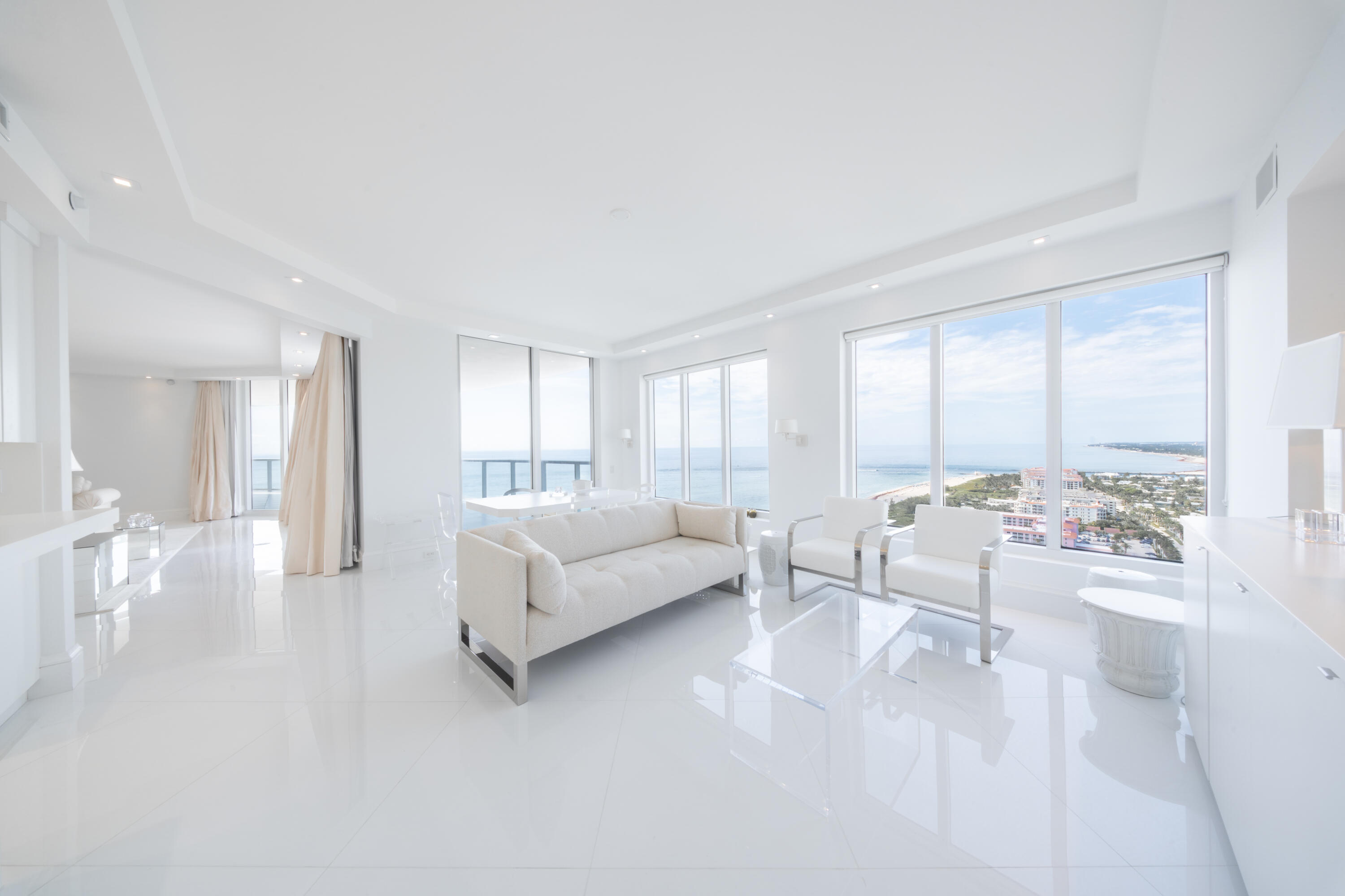 2700 N Ocean #2503a Riviera Beach, FL 33404