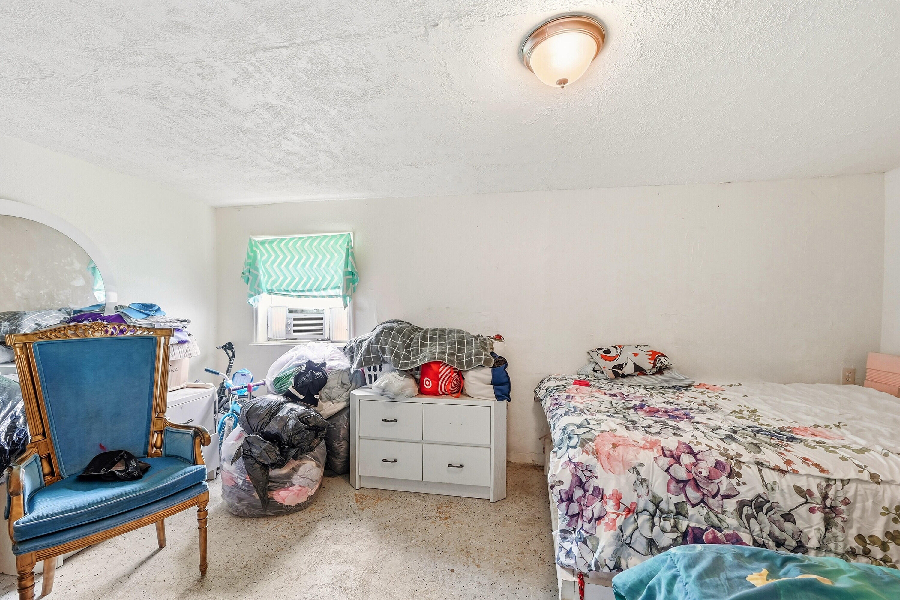 700 SW 8th Pompano Beach, FL 33060