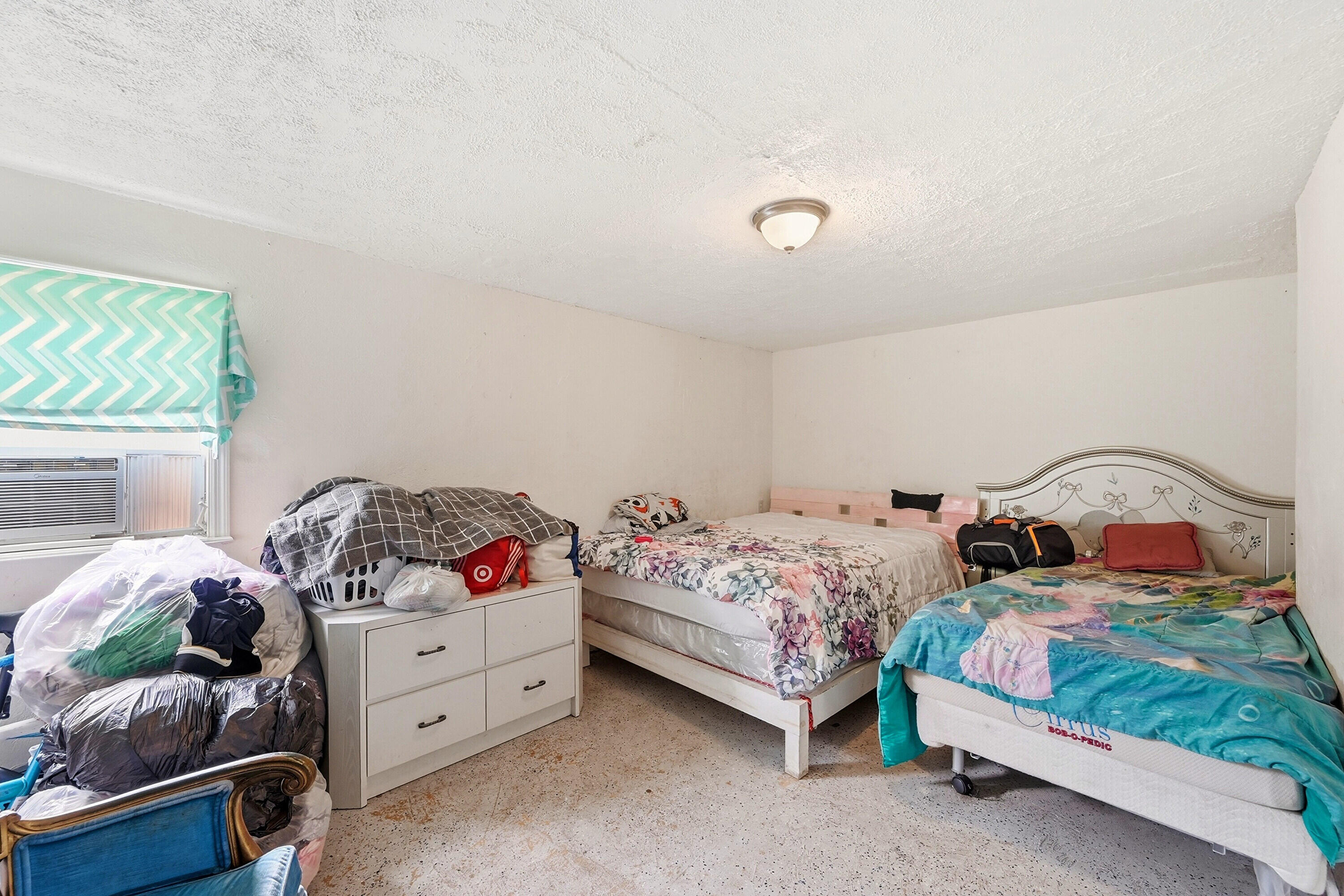 700 SW 8th Pompano Beach, FL 33060