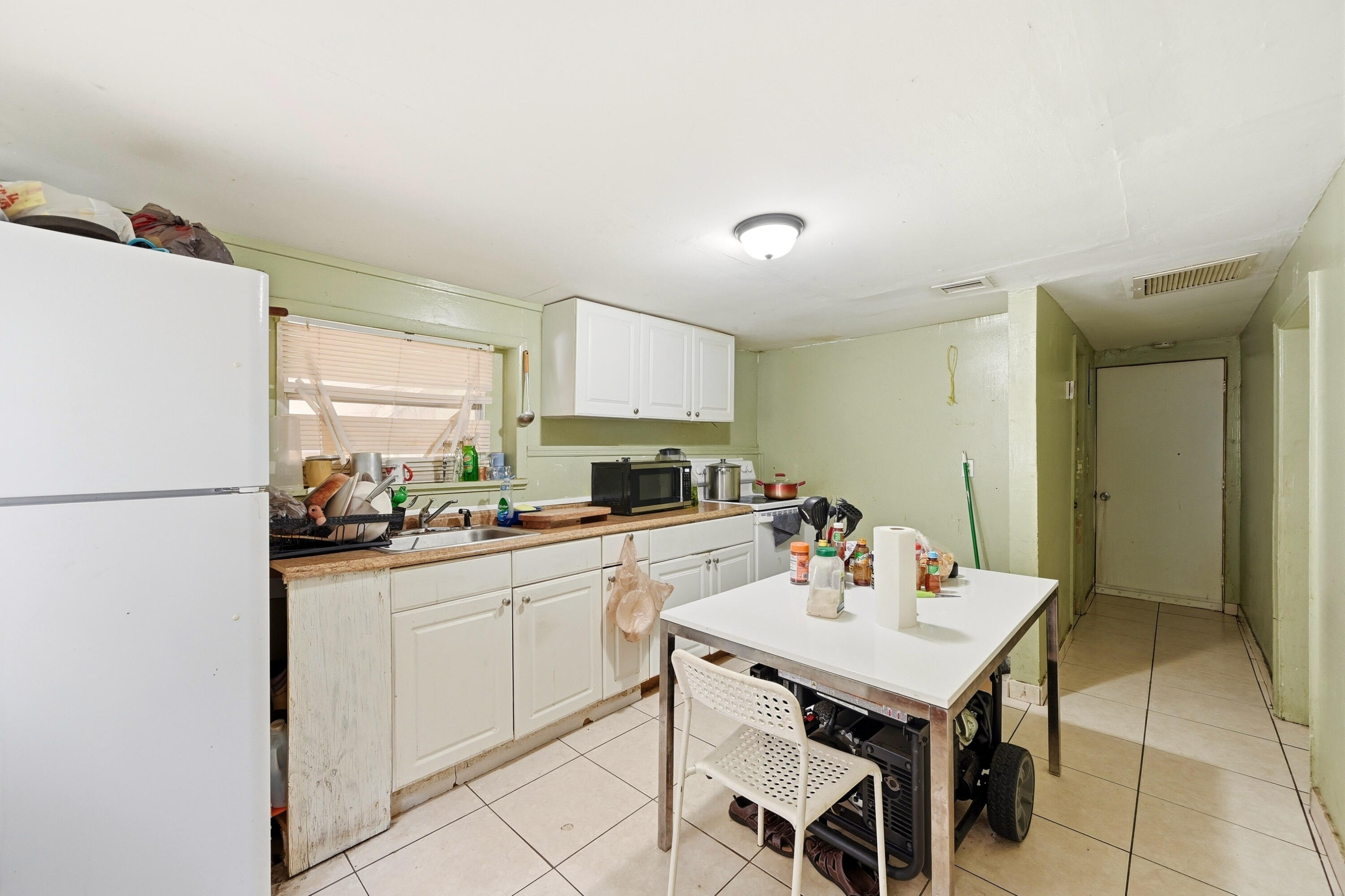 700 SW 8th Pompano Beach, FL 33060