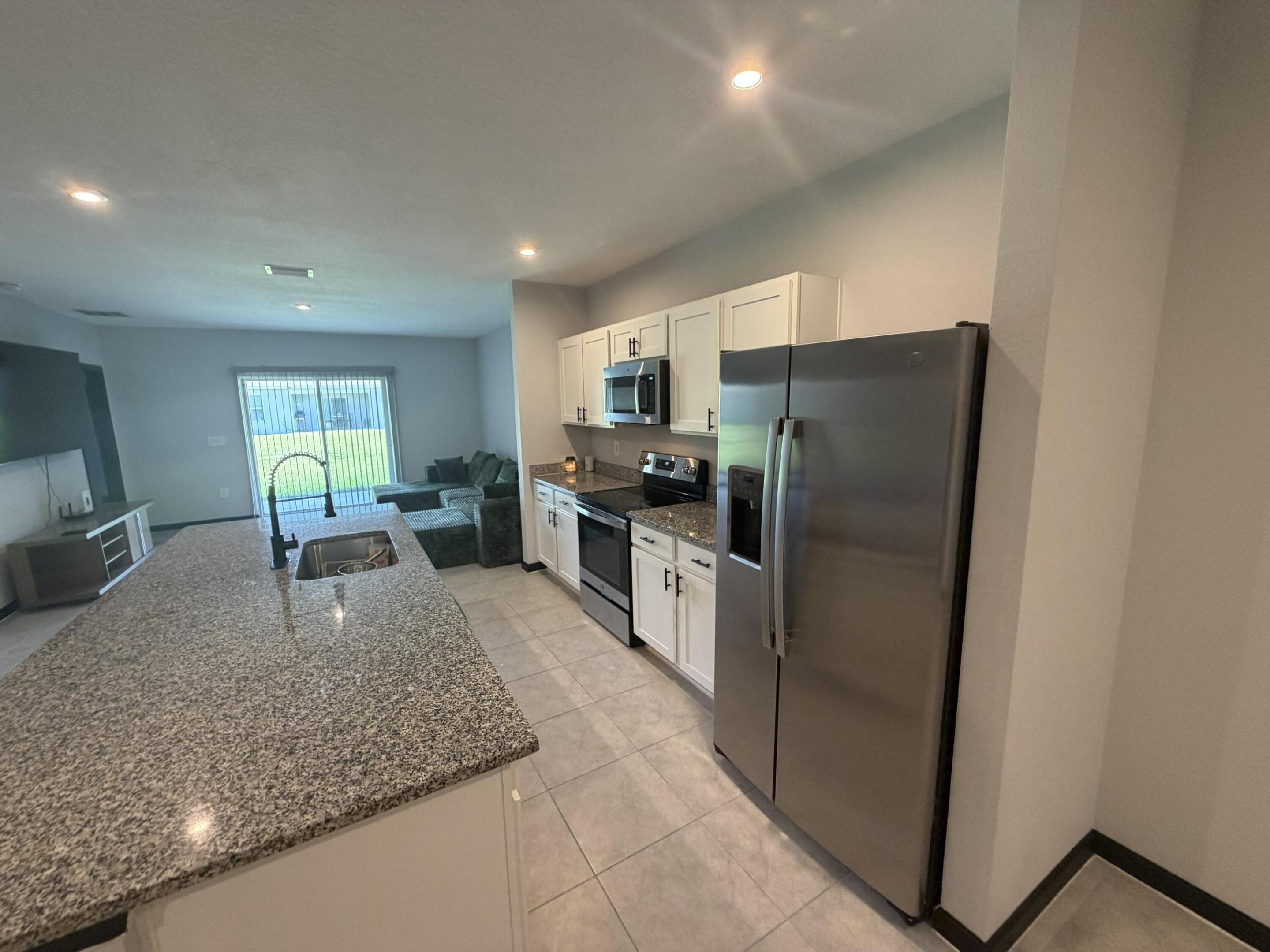 845 Persimmon Fort Pierce, FL 34981