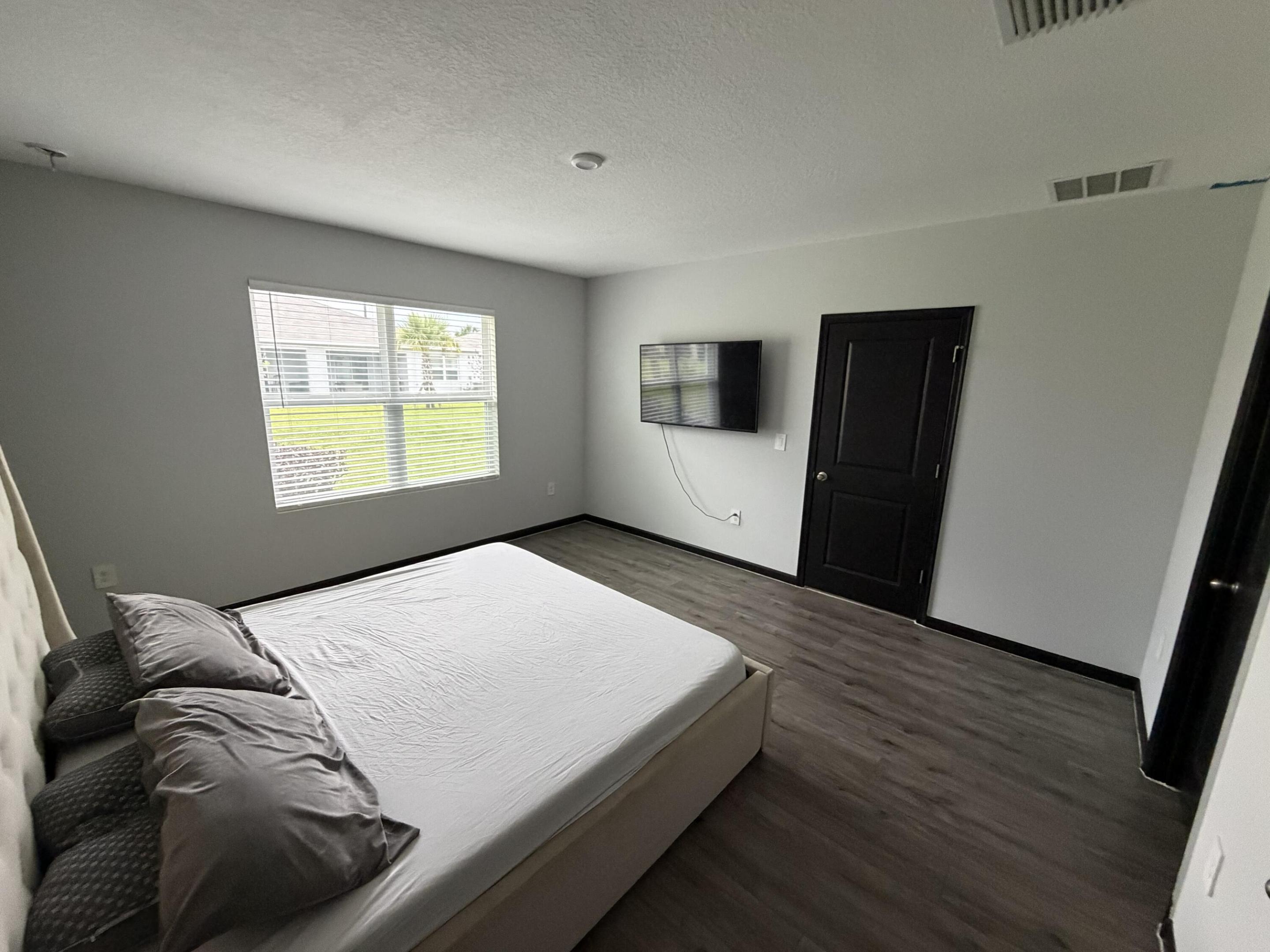 845 Persimmon Fort Pierce, FL 34981