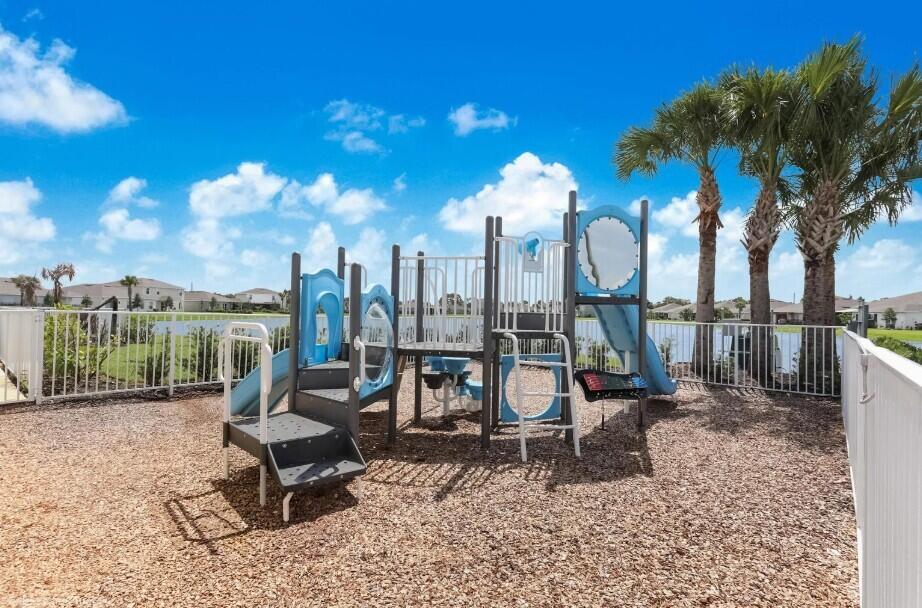 845 Persimmon Fort Pierce, FL 34981