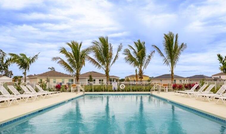 845 Persimmon Fort Pierce, FL 34981