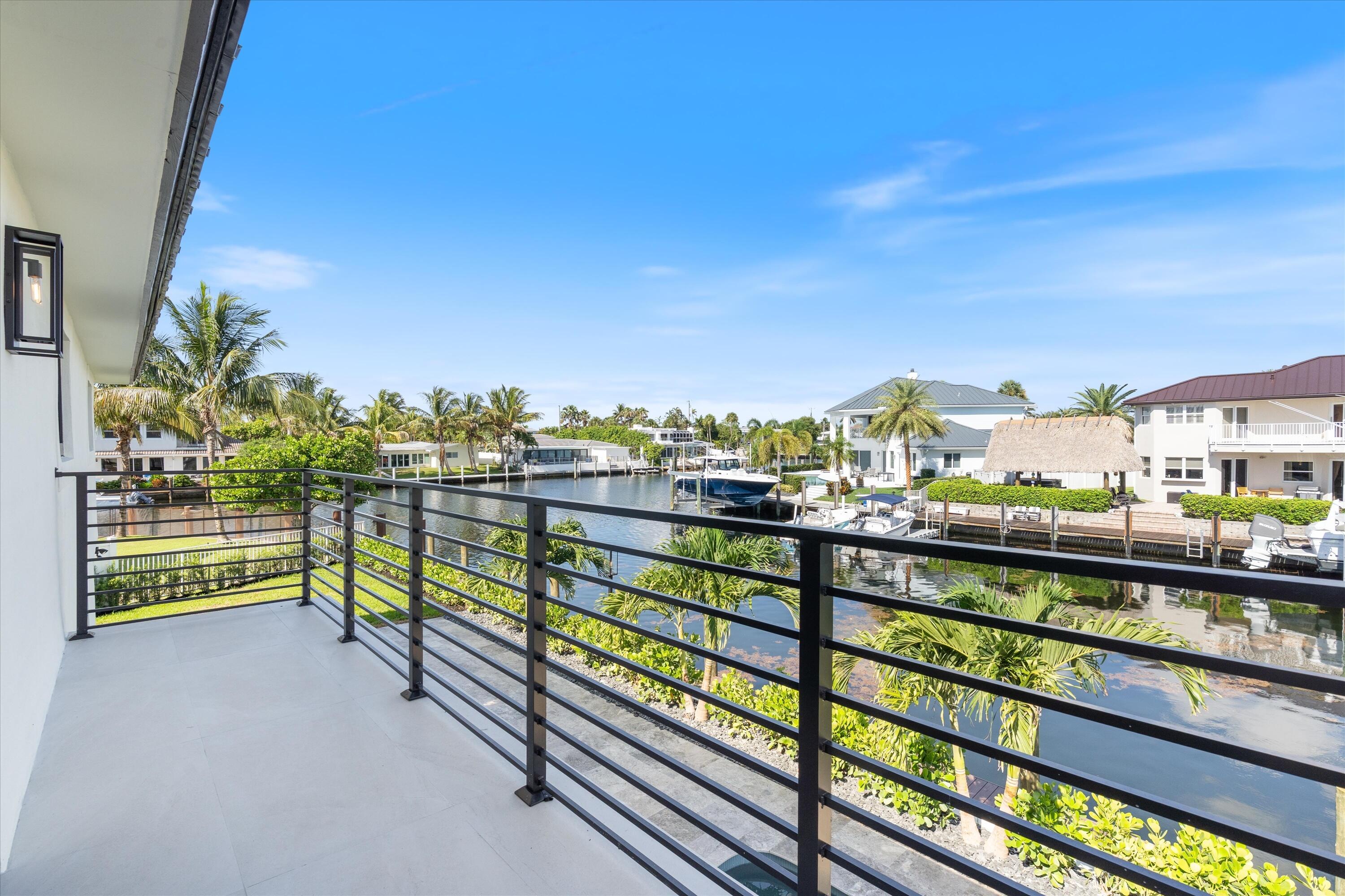 3711 NE 27th Lighthouse Point, FL 33064