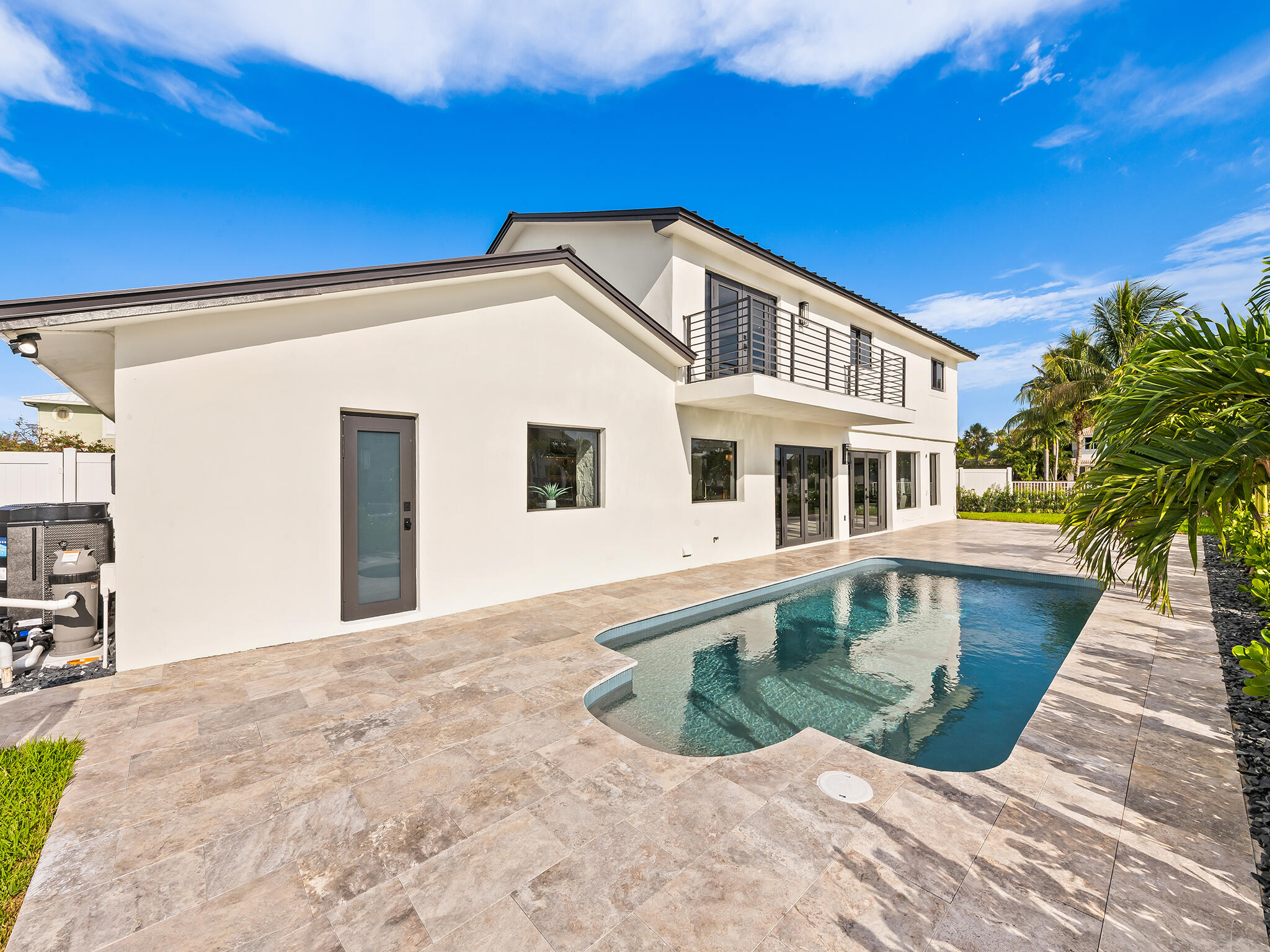 3711 NE 27th Lighthouse Point, FL 33064