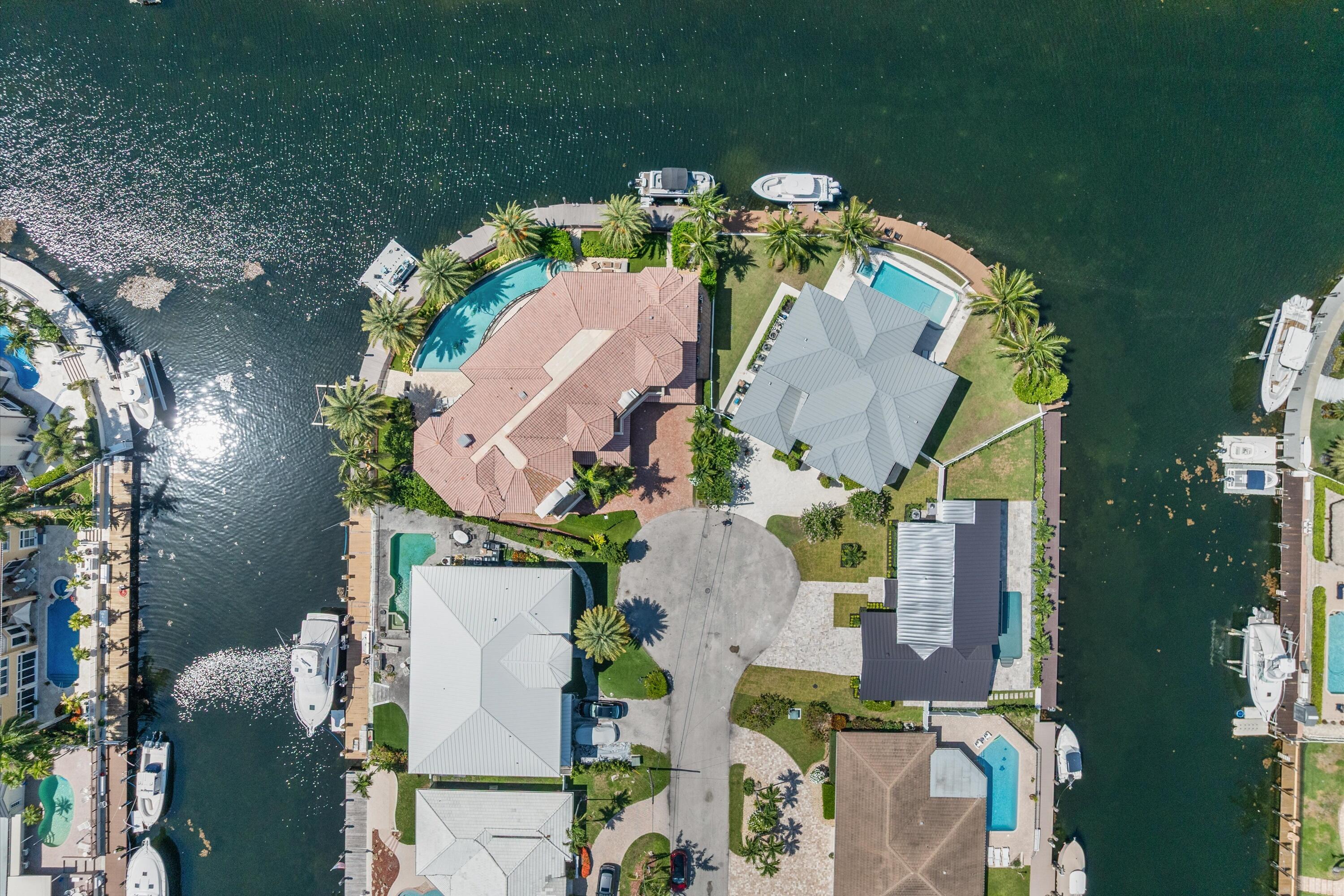 3711 NE 27th Lighthouse Point, FL 33064