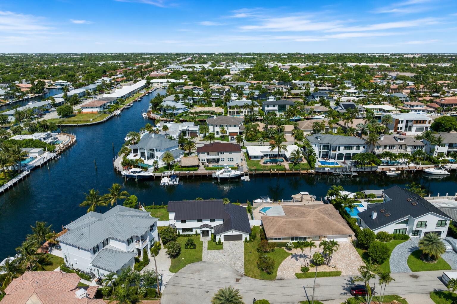 3711 NE 27th Lighthouse Point, FL 33064