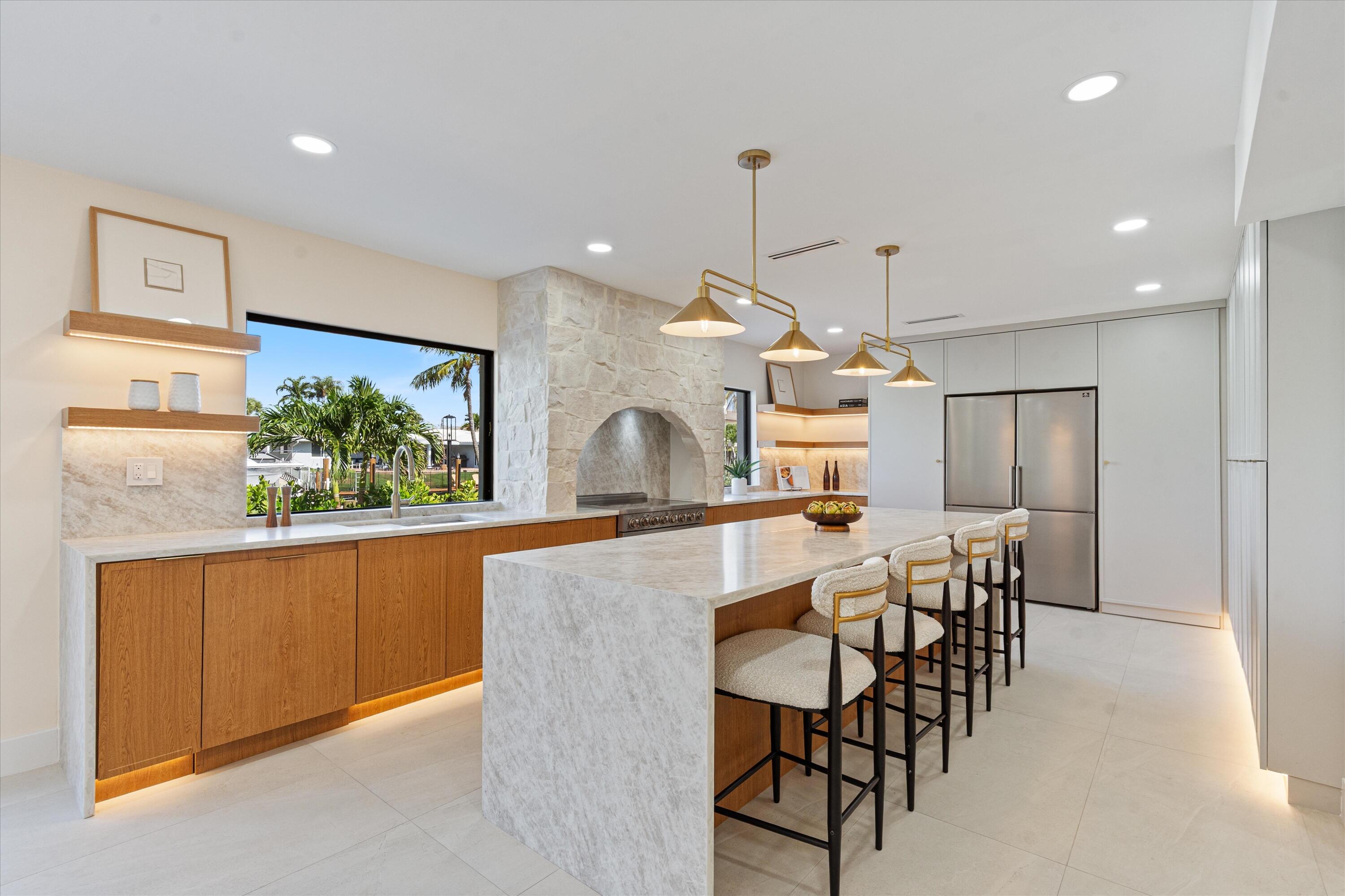 3711 NE 27th Lighthouse Point, FL 33064