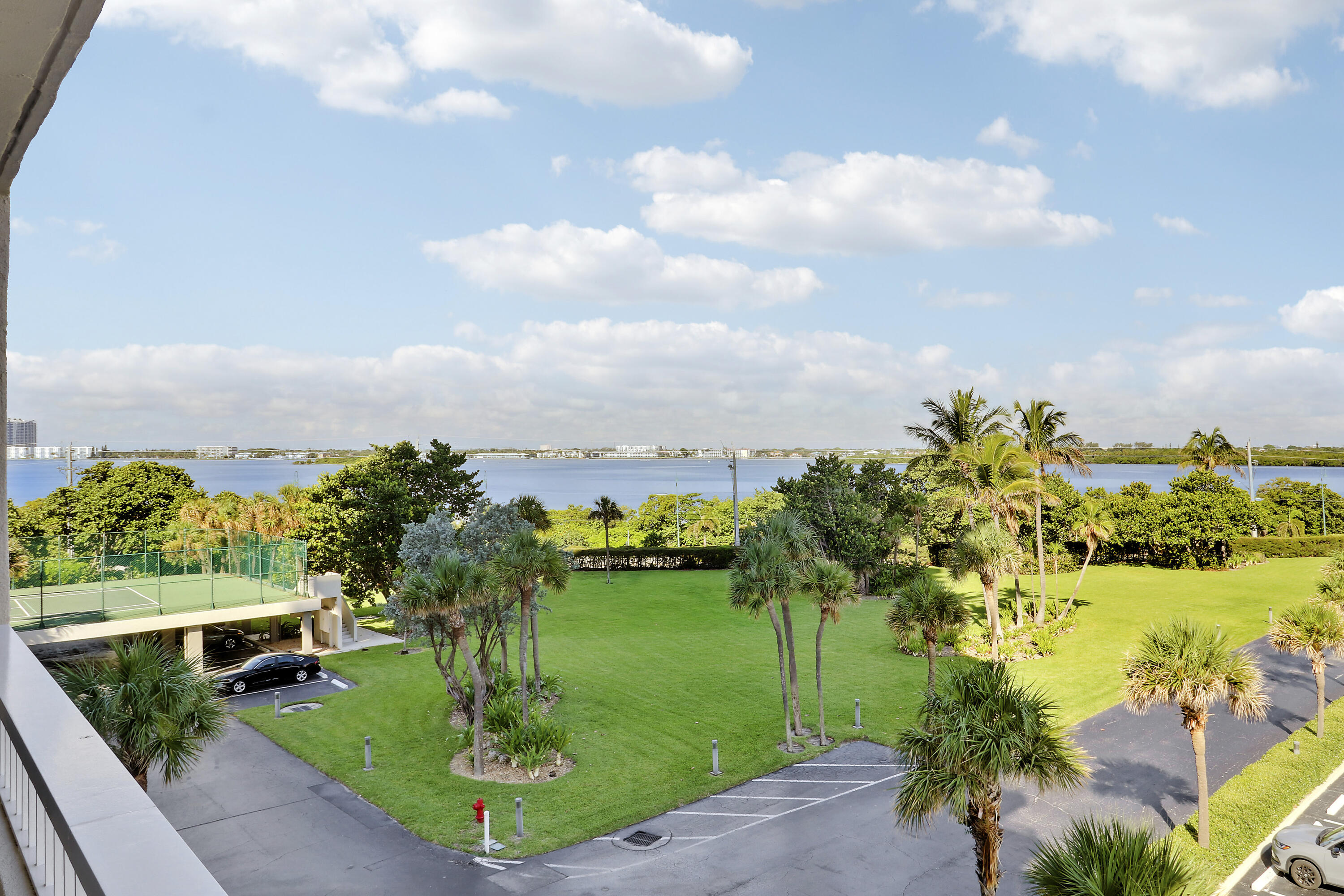 5510 N Ocean #4C Singer Island, FL 33404