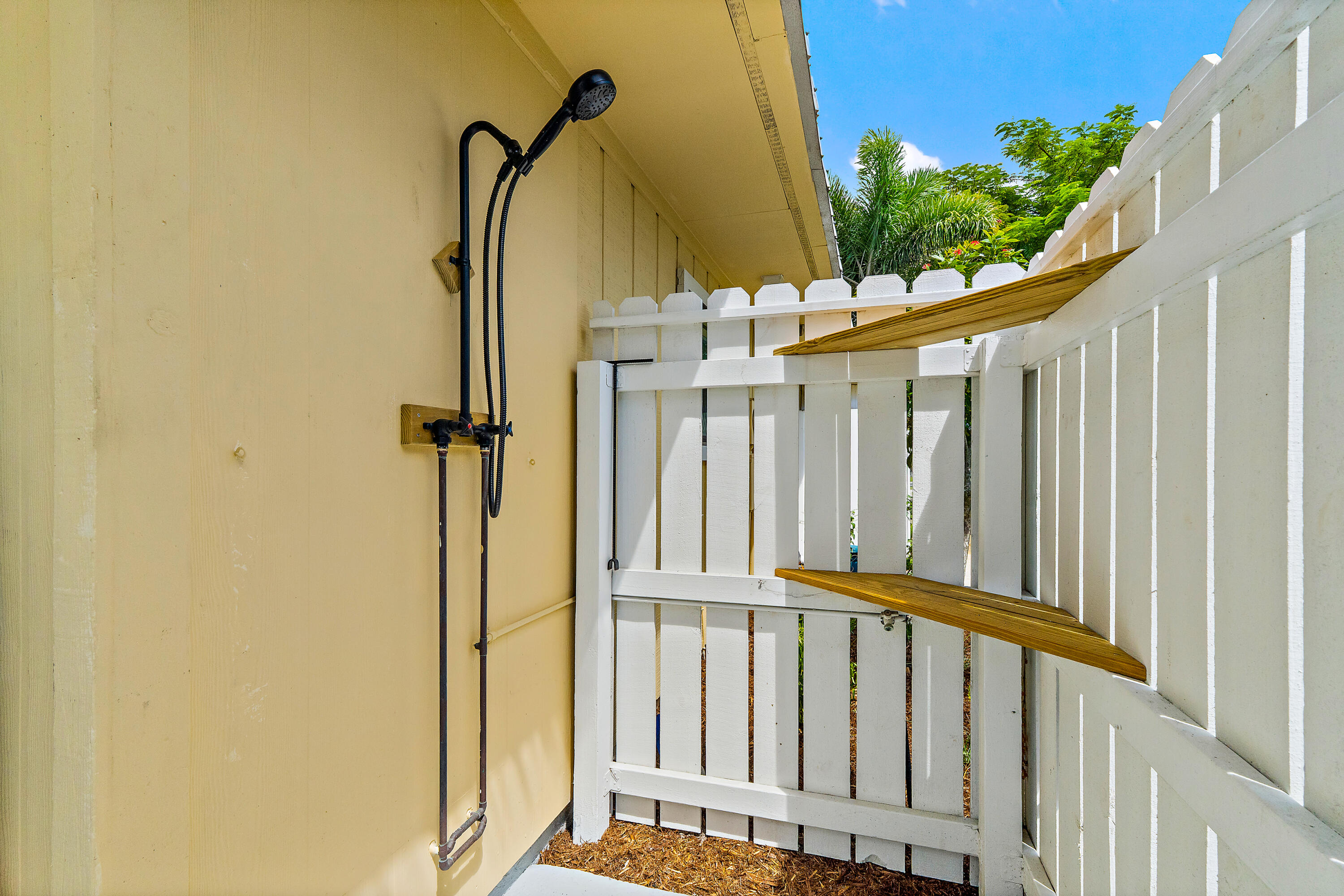 141 E Riverside Dr #6A Jupiter, FL 33469