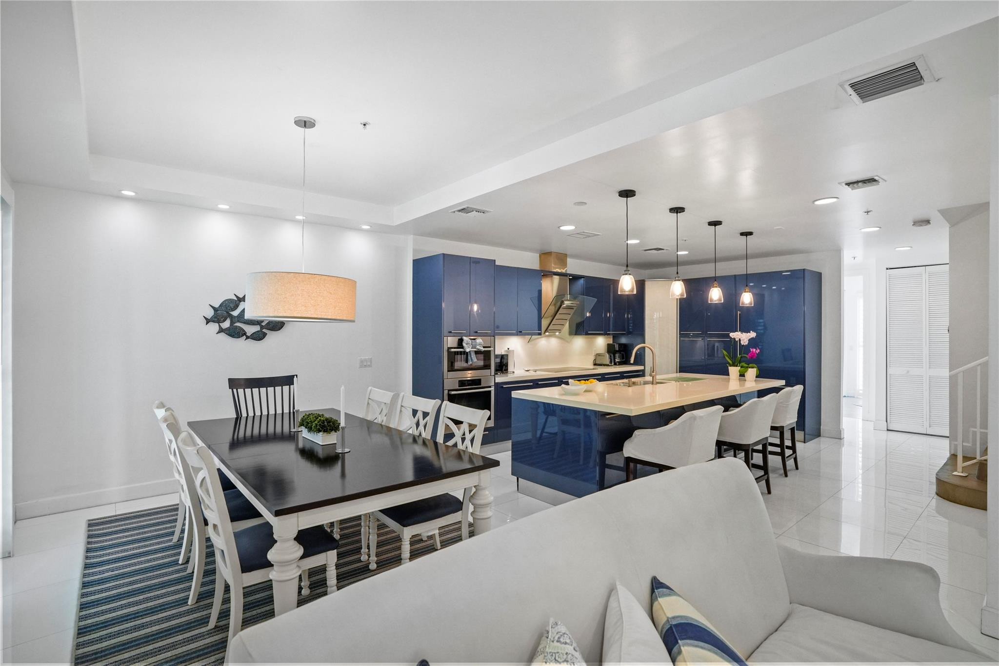 347 Oak St #B1 Hollywood, FL 33019