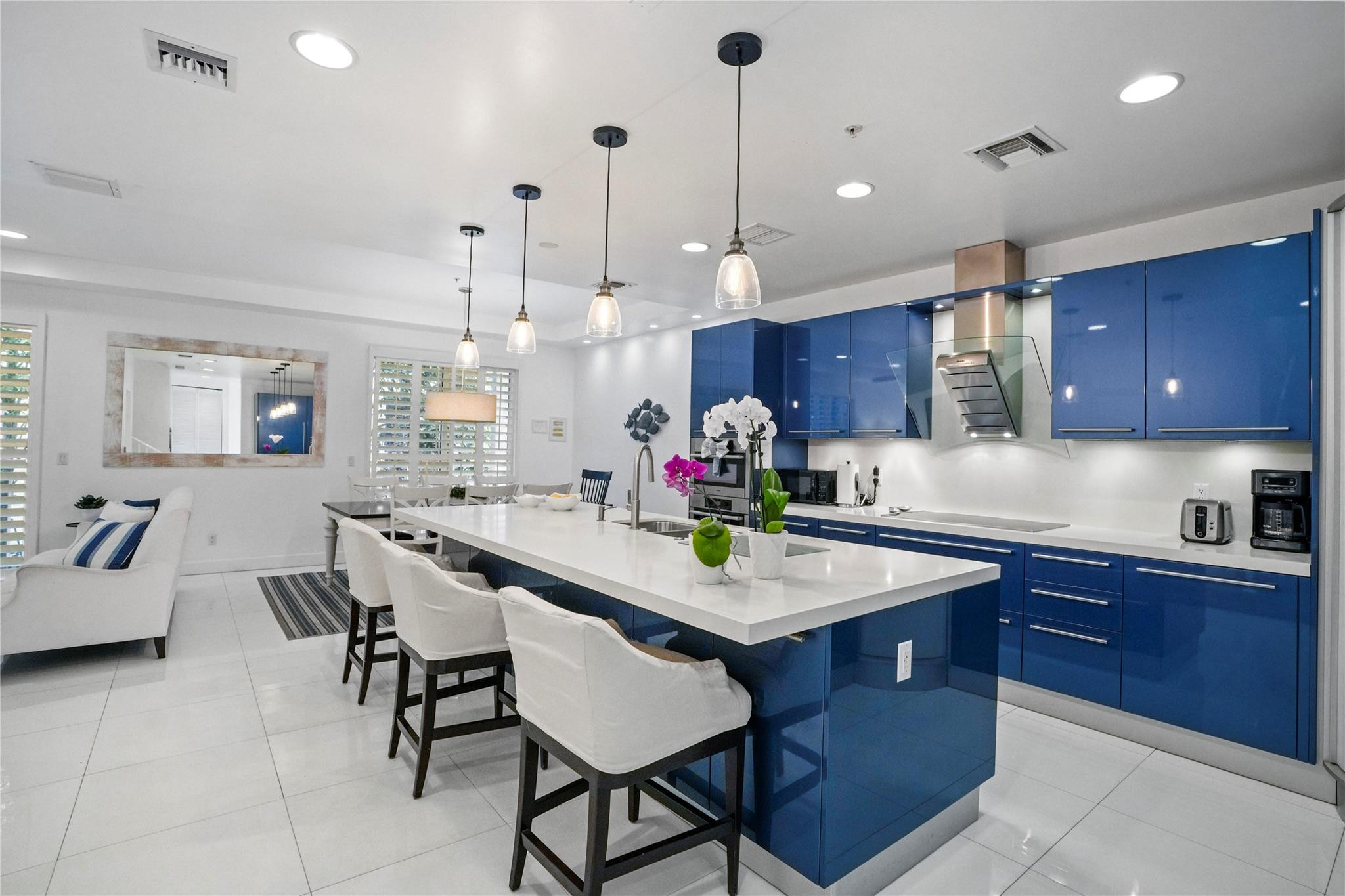 347 Oak St #B1 Hollywood, FL 33019
