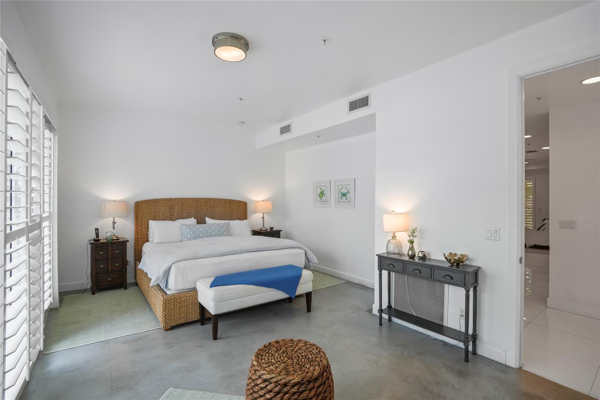 347 Oak St #B1 Hollywood, FL 33019
