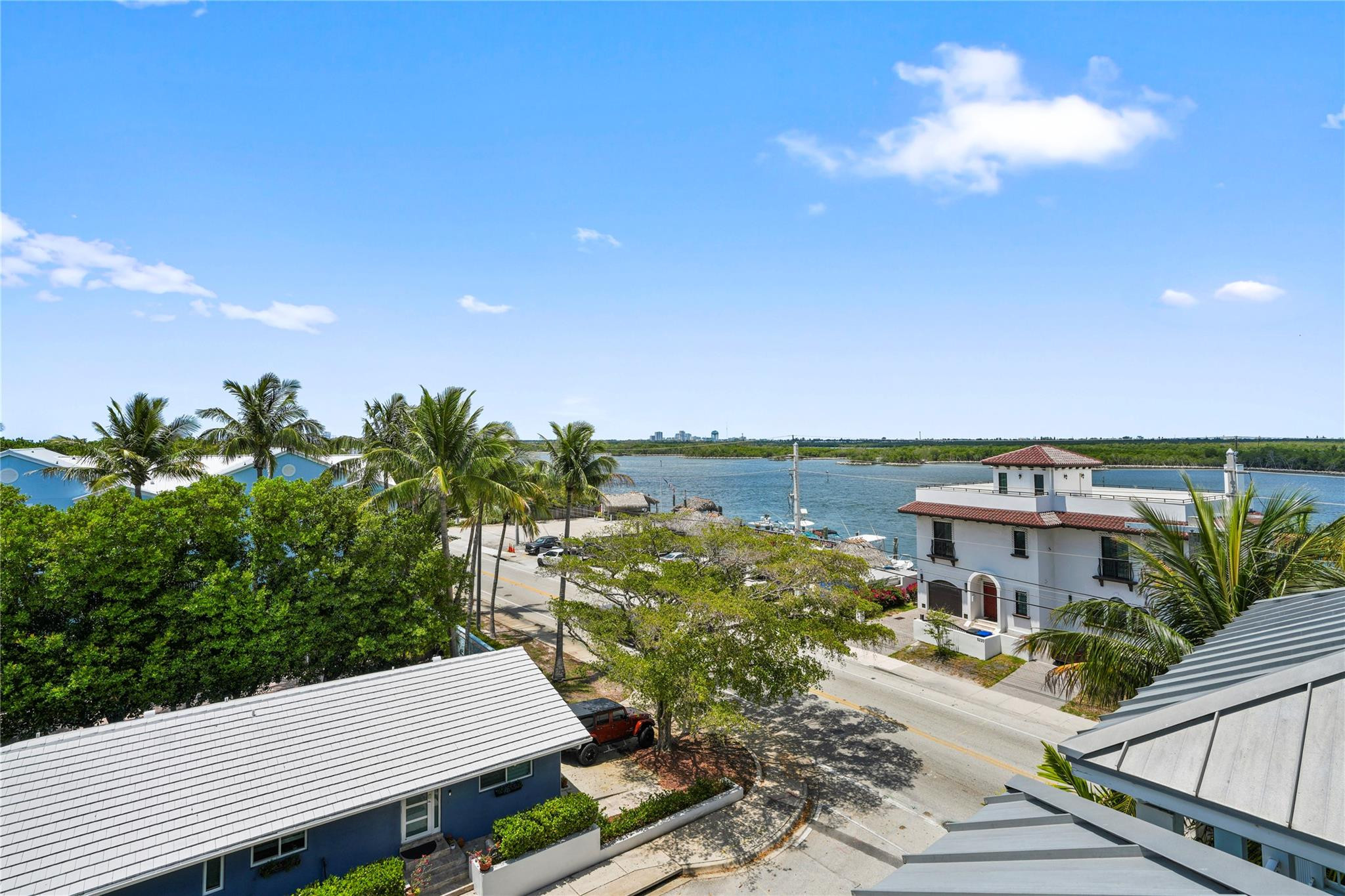 347 Oak St #B1 Hollywood, FL 33019