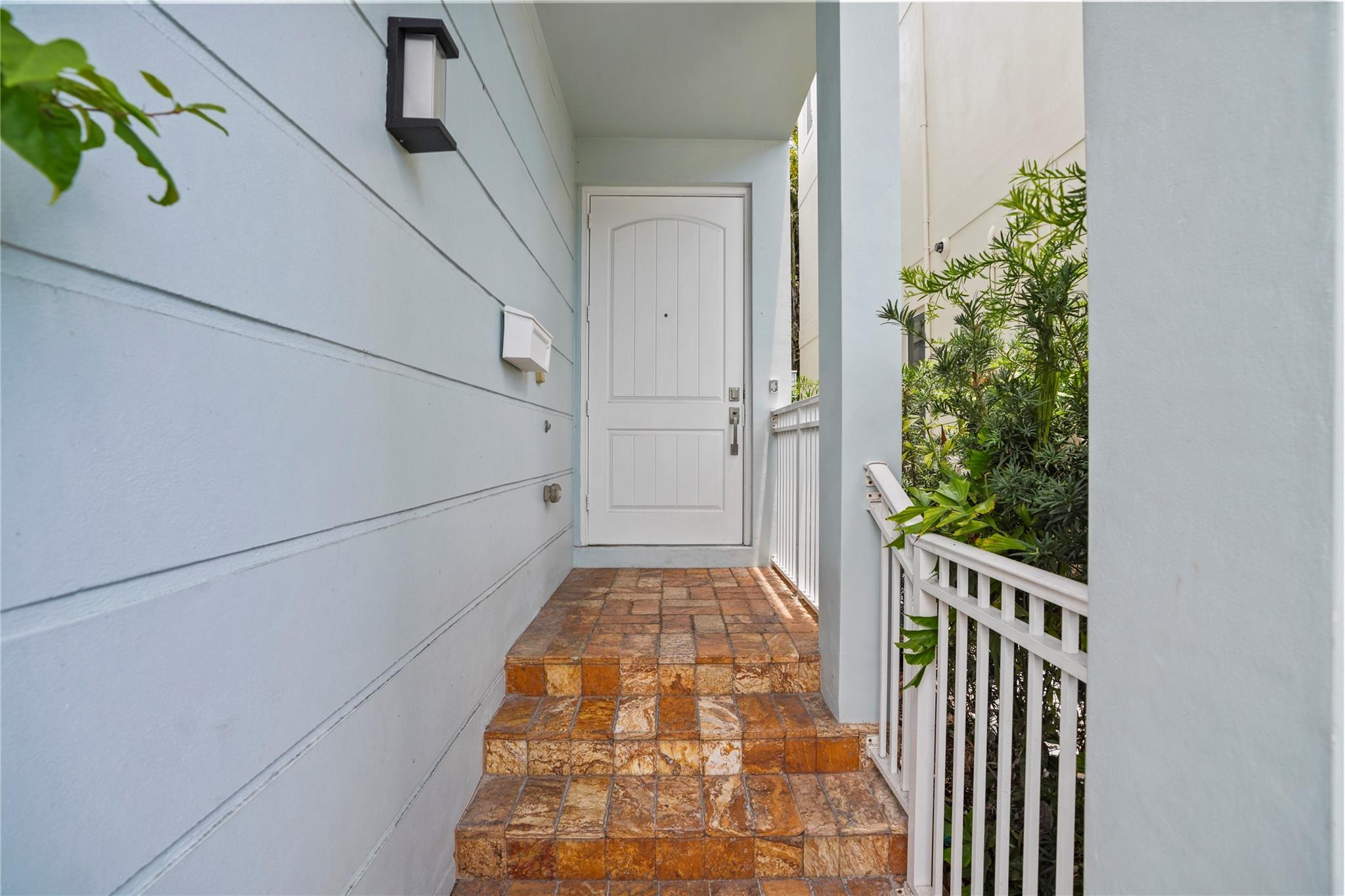 347 Oak St #B1 Hollywood, FL 33019