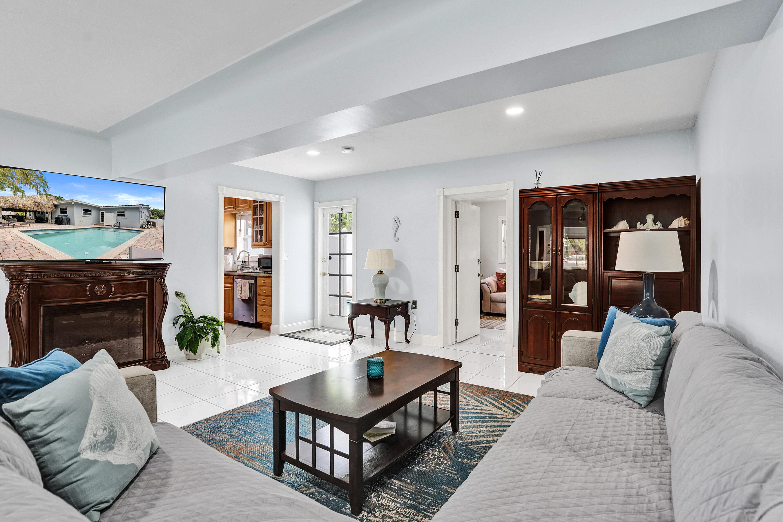 3207 Leigh Rd Pompano Beach, FL 33062