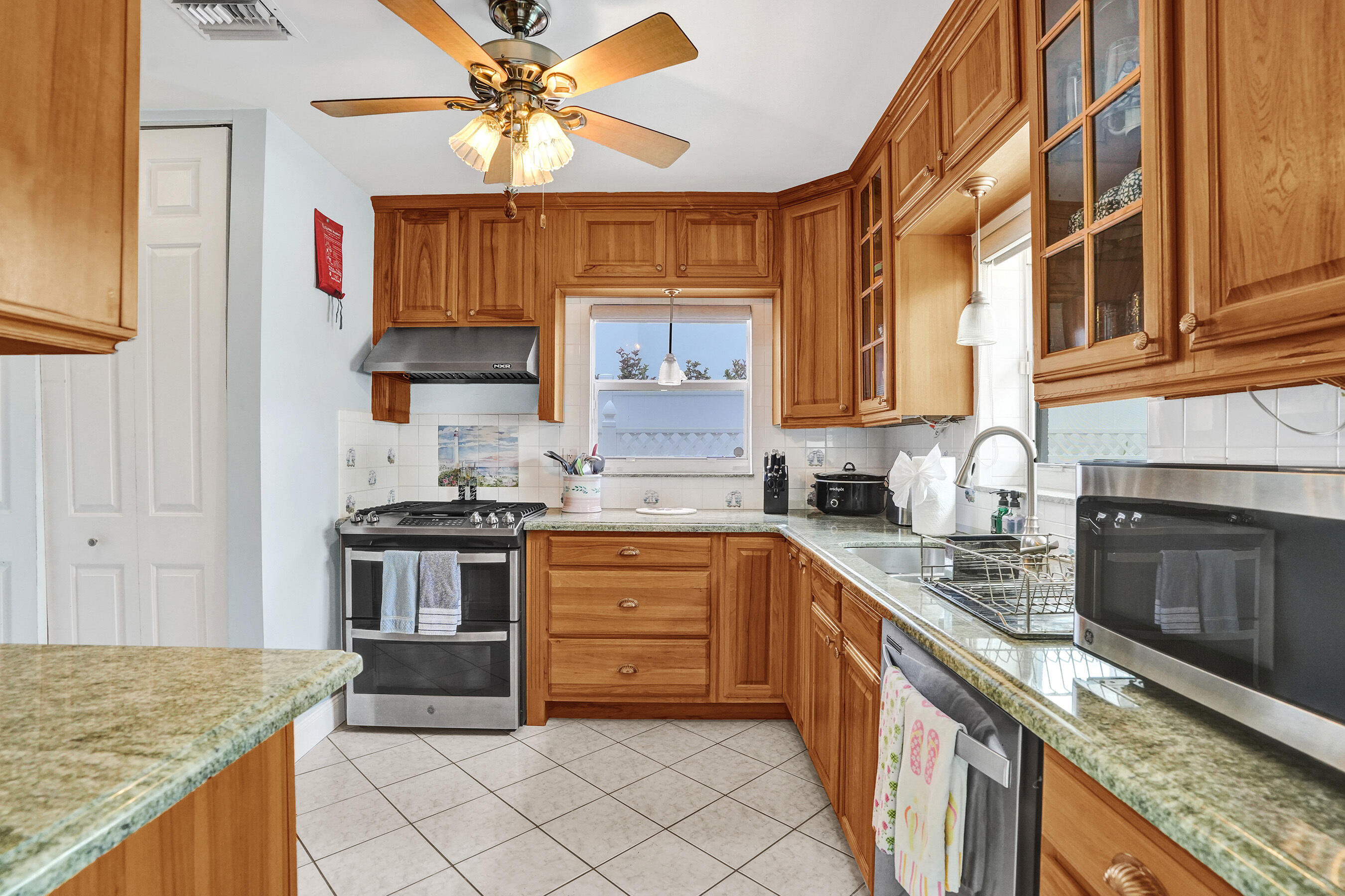 3207 Leigh Rd Pompano Beach, FL 33062