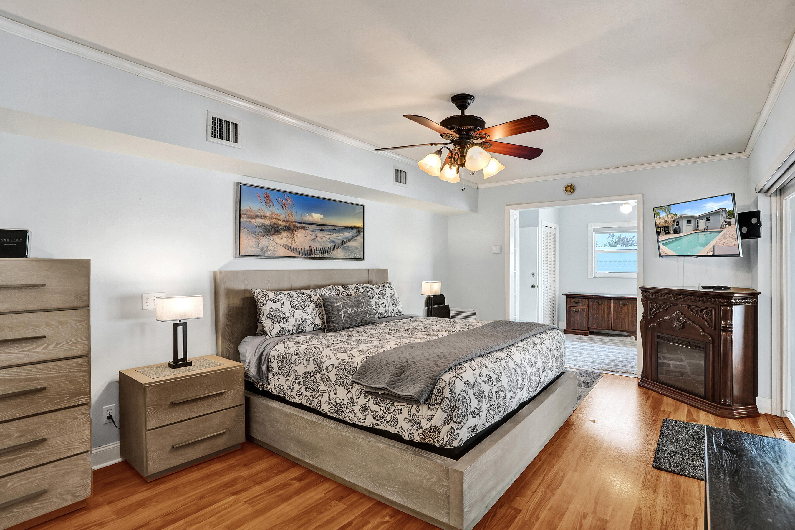 3207 Leigh Rd Pompano Beach, FL 33062