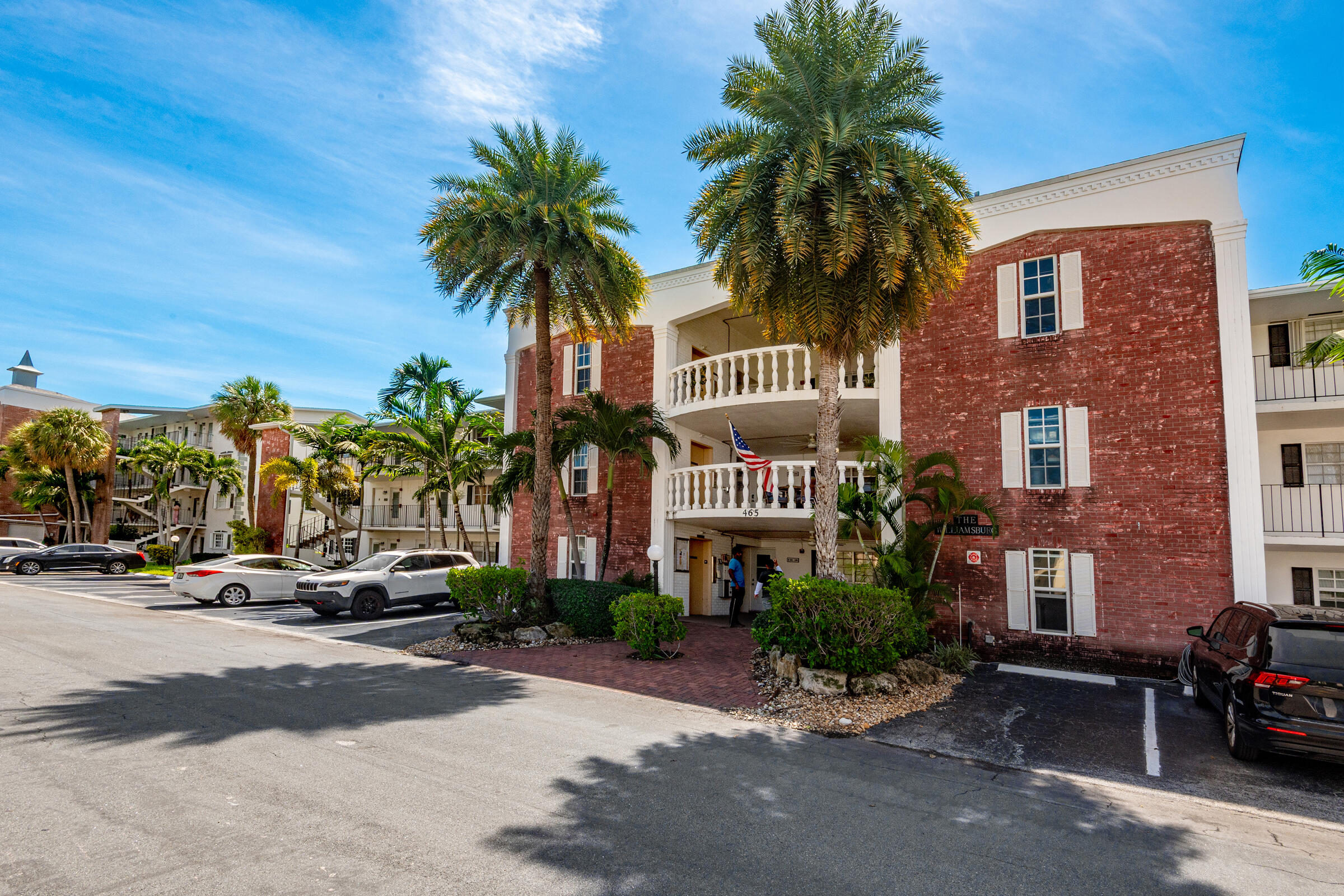 465 Paradise Isle Blvd