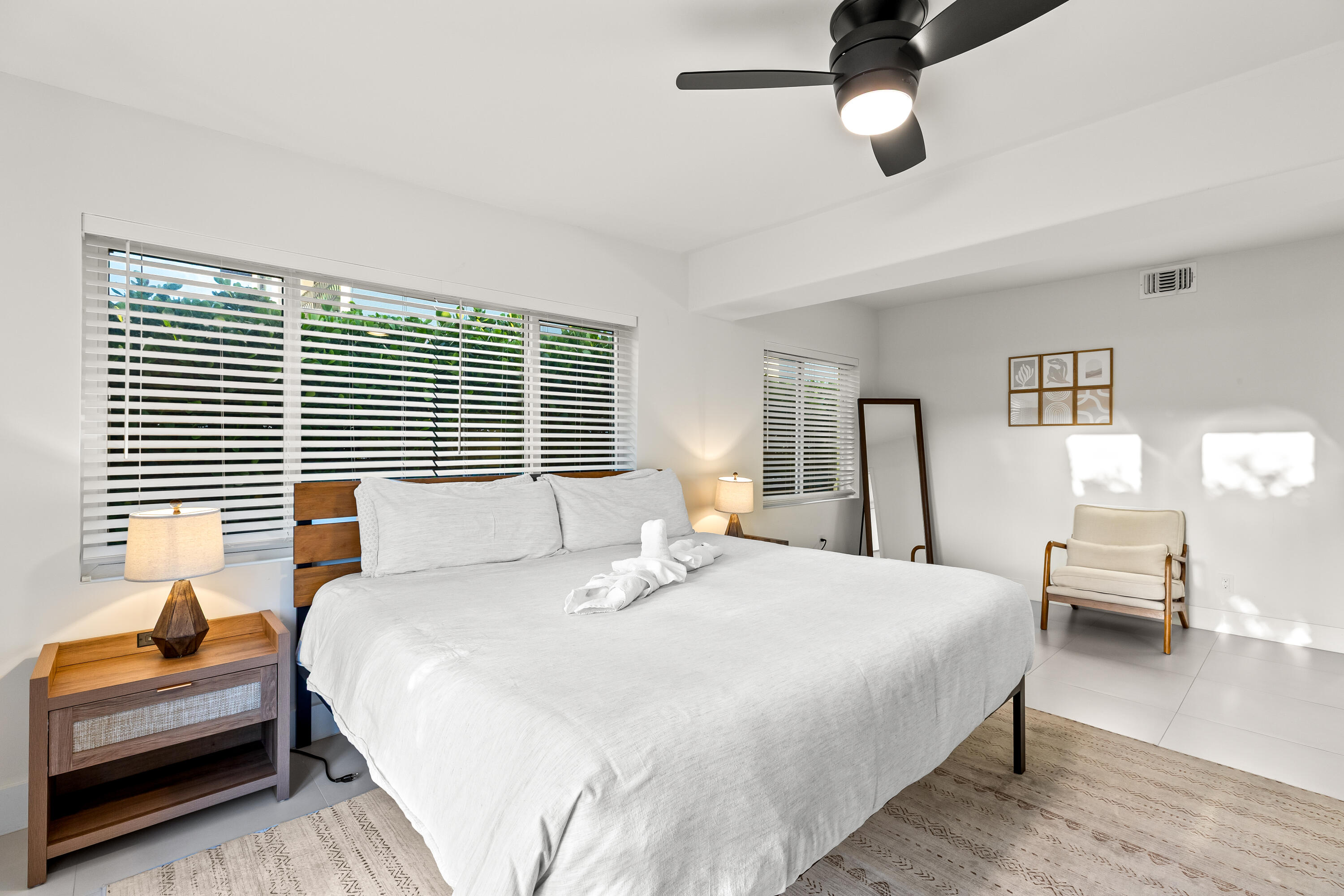 2417 NE 19th Ave Wilton Manors, FL 33305