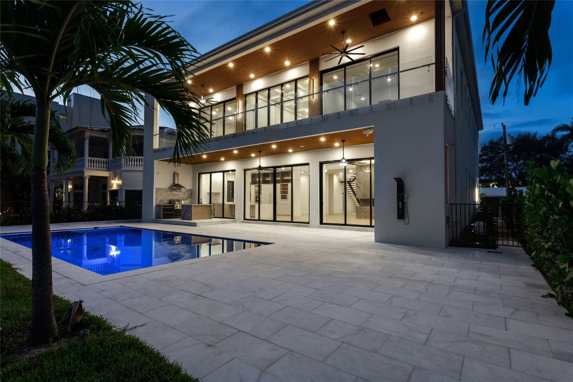 2 Sunset Pompano Beach, FL 33062